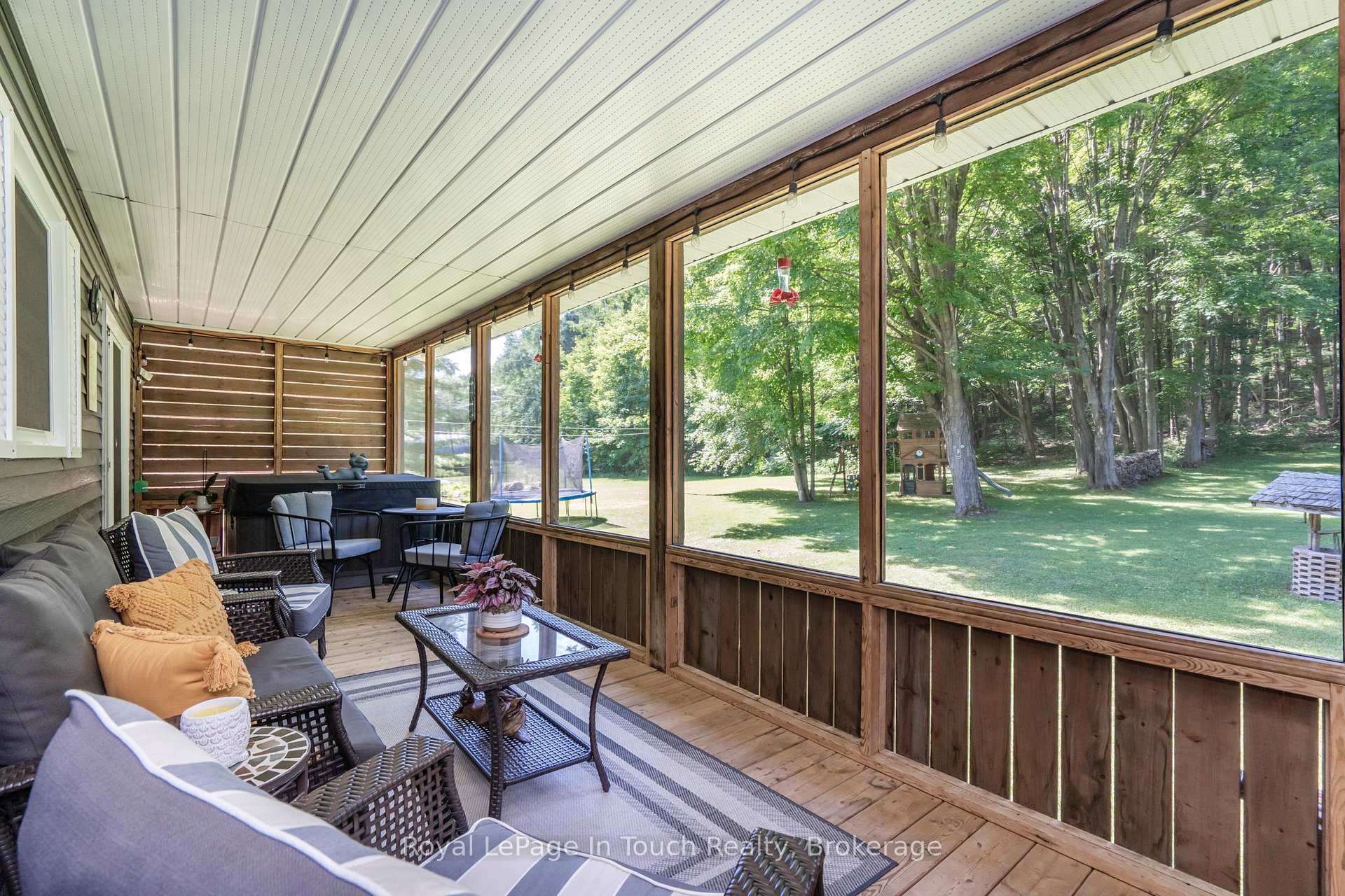 Photo 15 of 507 Lafontaine Road E, Tiny, Rural Tiny — HOMEH