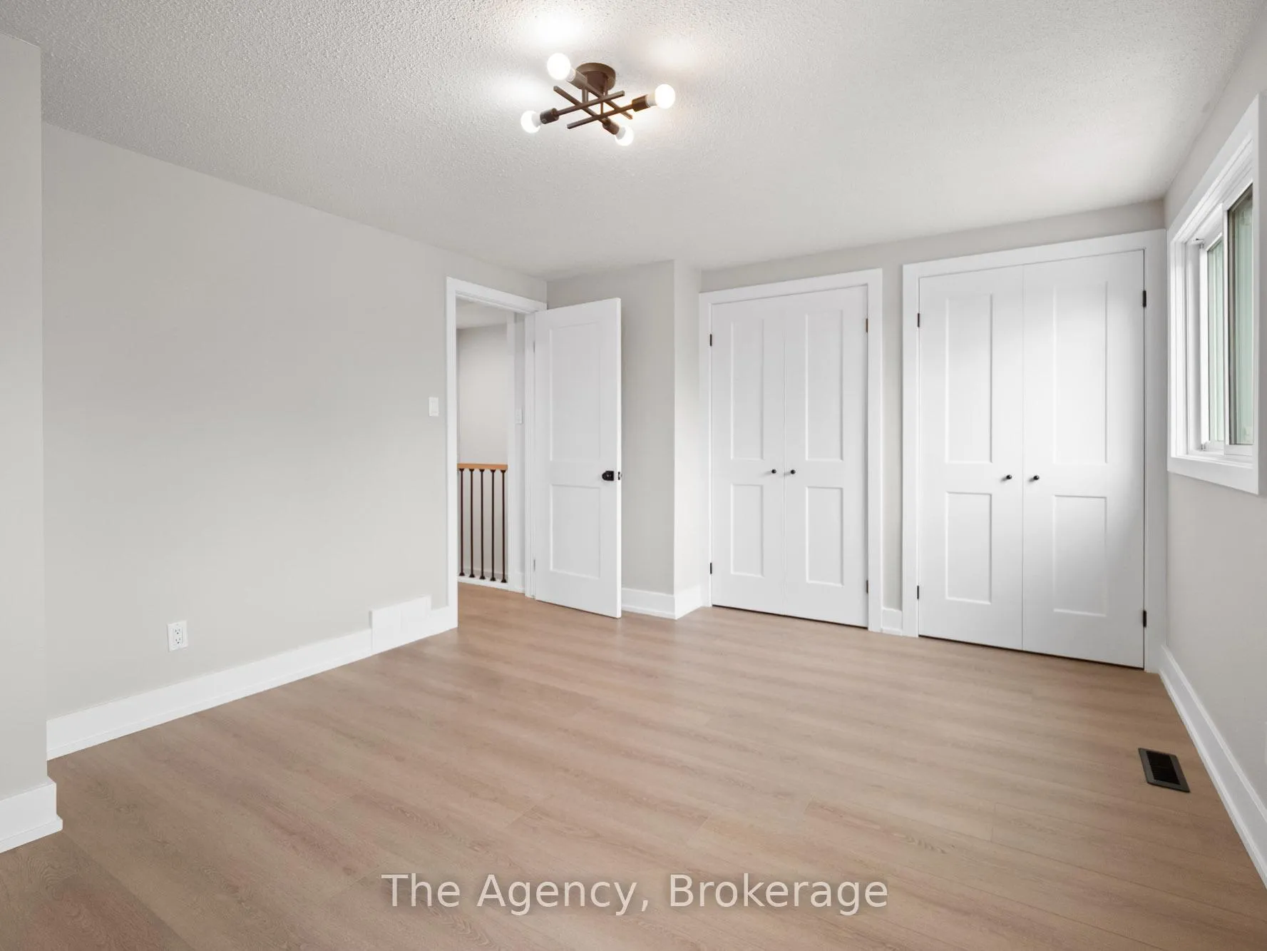 Photo 21 of Unit 7, 185 Denistoun Street, Welland, Broadway — HOMEH