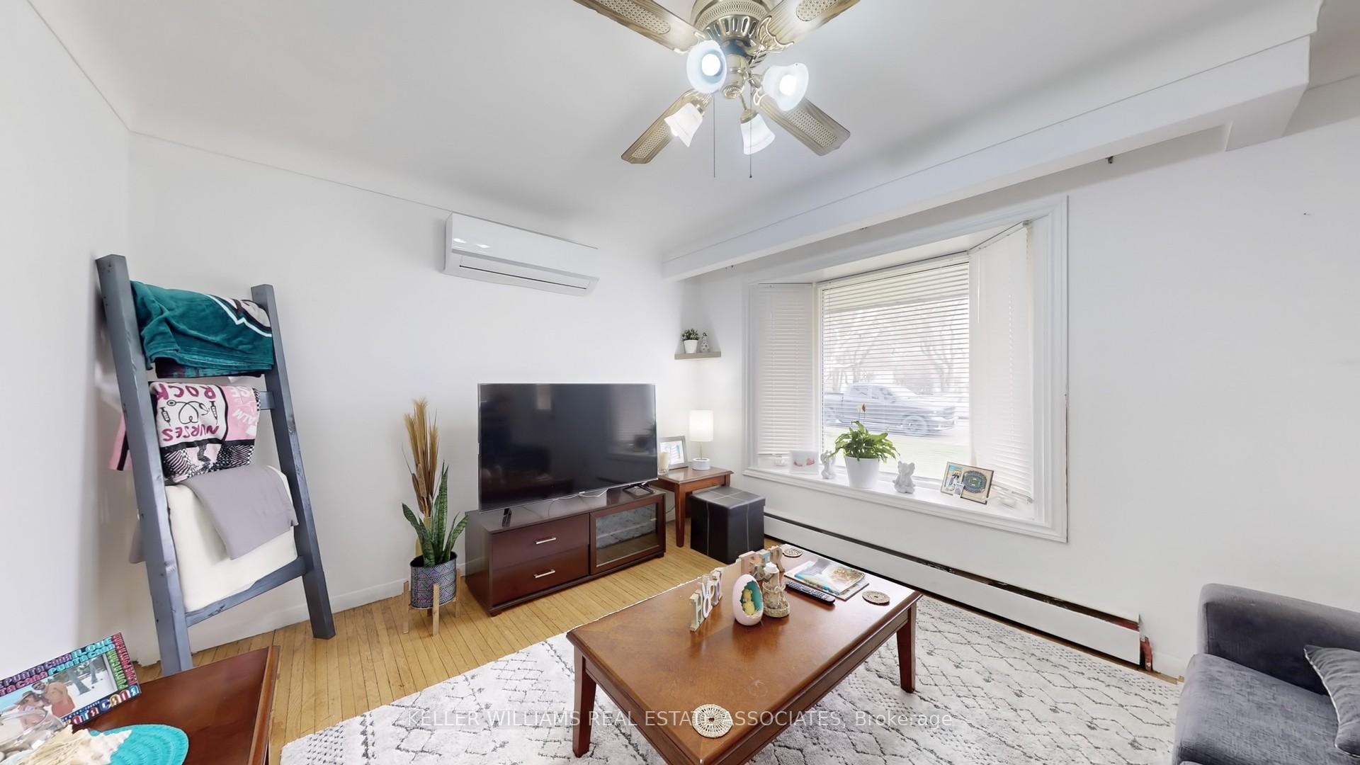 Photo 5 of 121 Mackan Street, Thorold, Allanburg/Thorold South — HOMEH