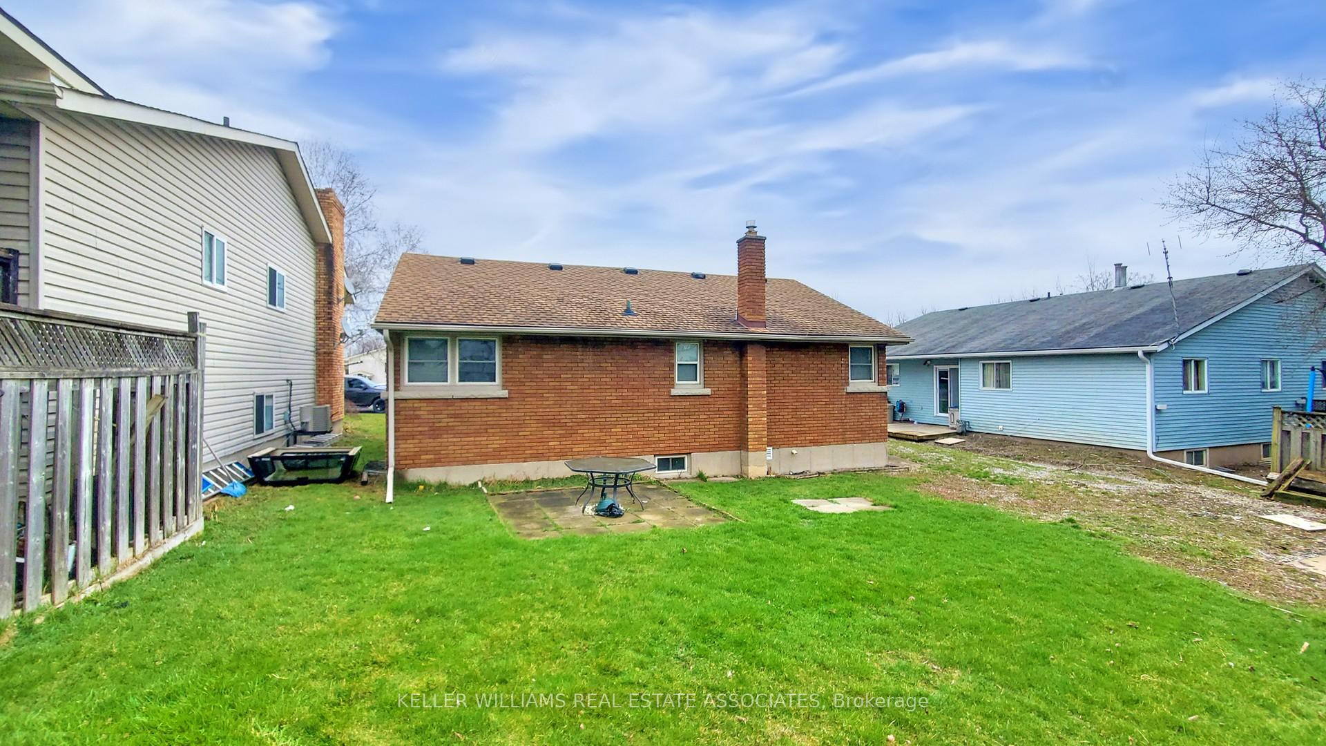 Photo 37 of 121 Mackan Street, Thorold, Allanburg/Thorold South — HOMEH