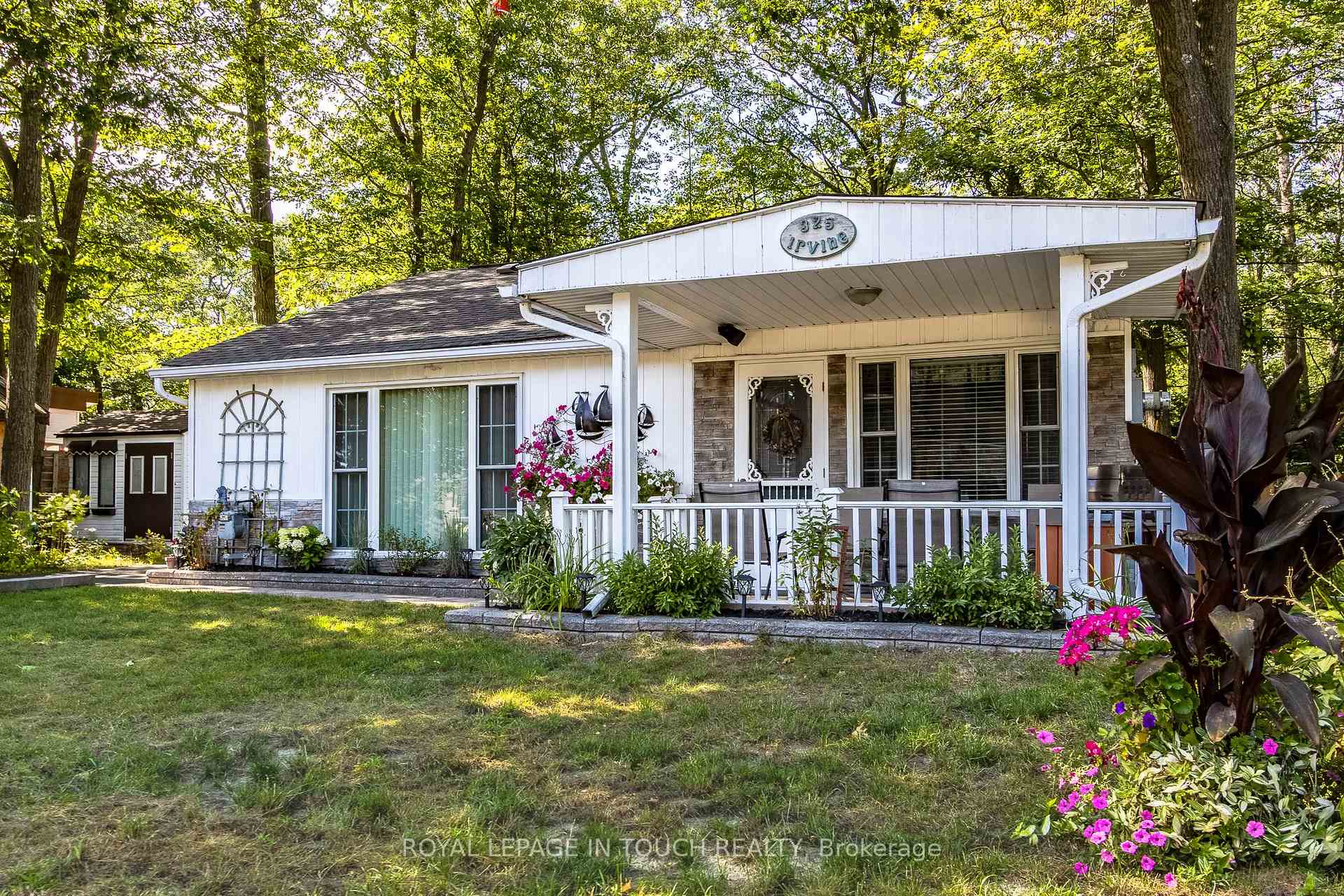 Photo 2 of 325 Tiny Beaches Road S, Tiny, Rural Tiny — HOMEH