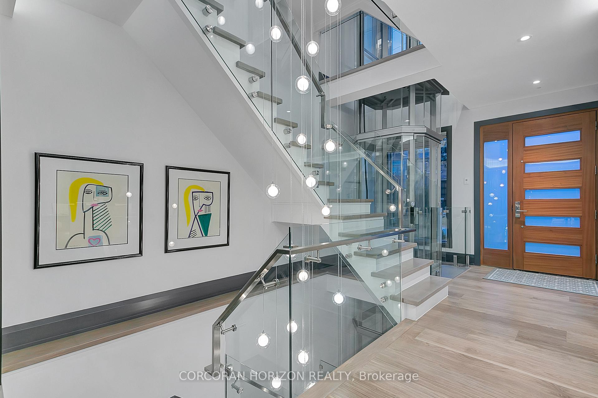 Photo 3 of 70A Hillside Drive N, Toronto, Broadview North — HOMEH
