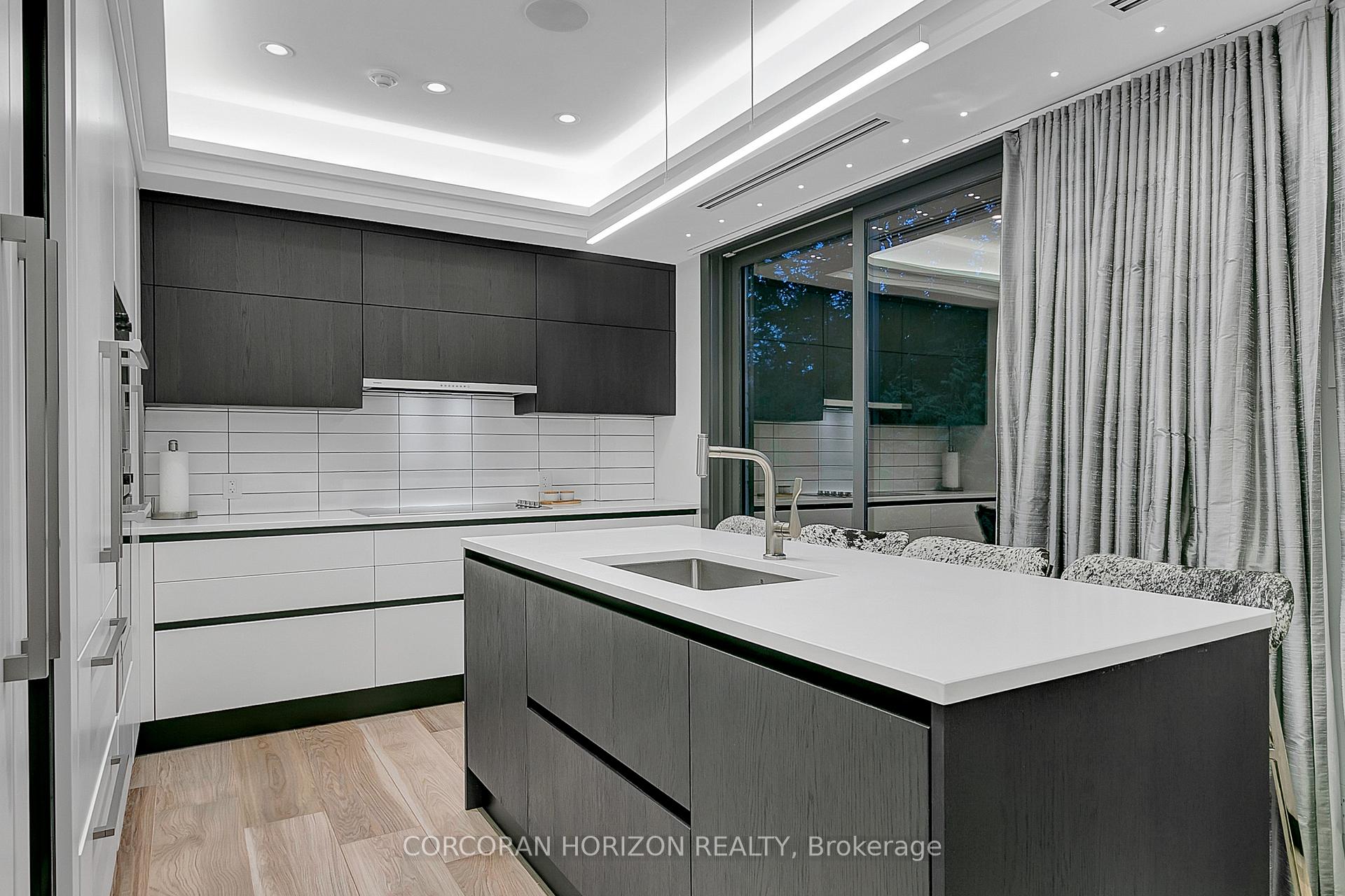 Photo 14 of 70A Hillside Drive N, Toronto, Broadview North — HOMEH