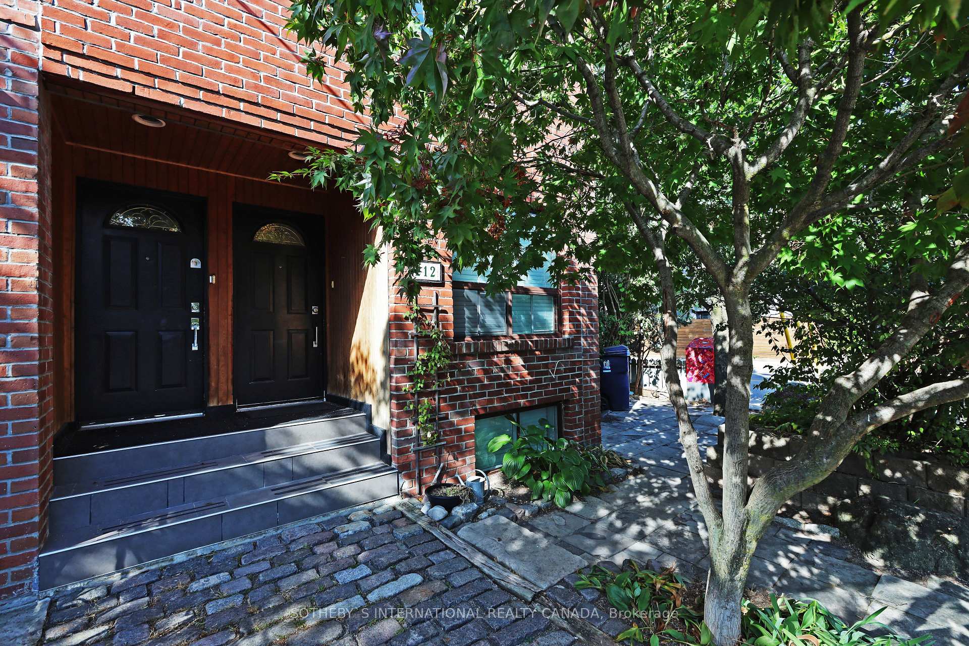 Photo 2 of Unit Main, 212 Glebemount Avenue, Toronto, Danforth Village-East York — HOMEH
