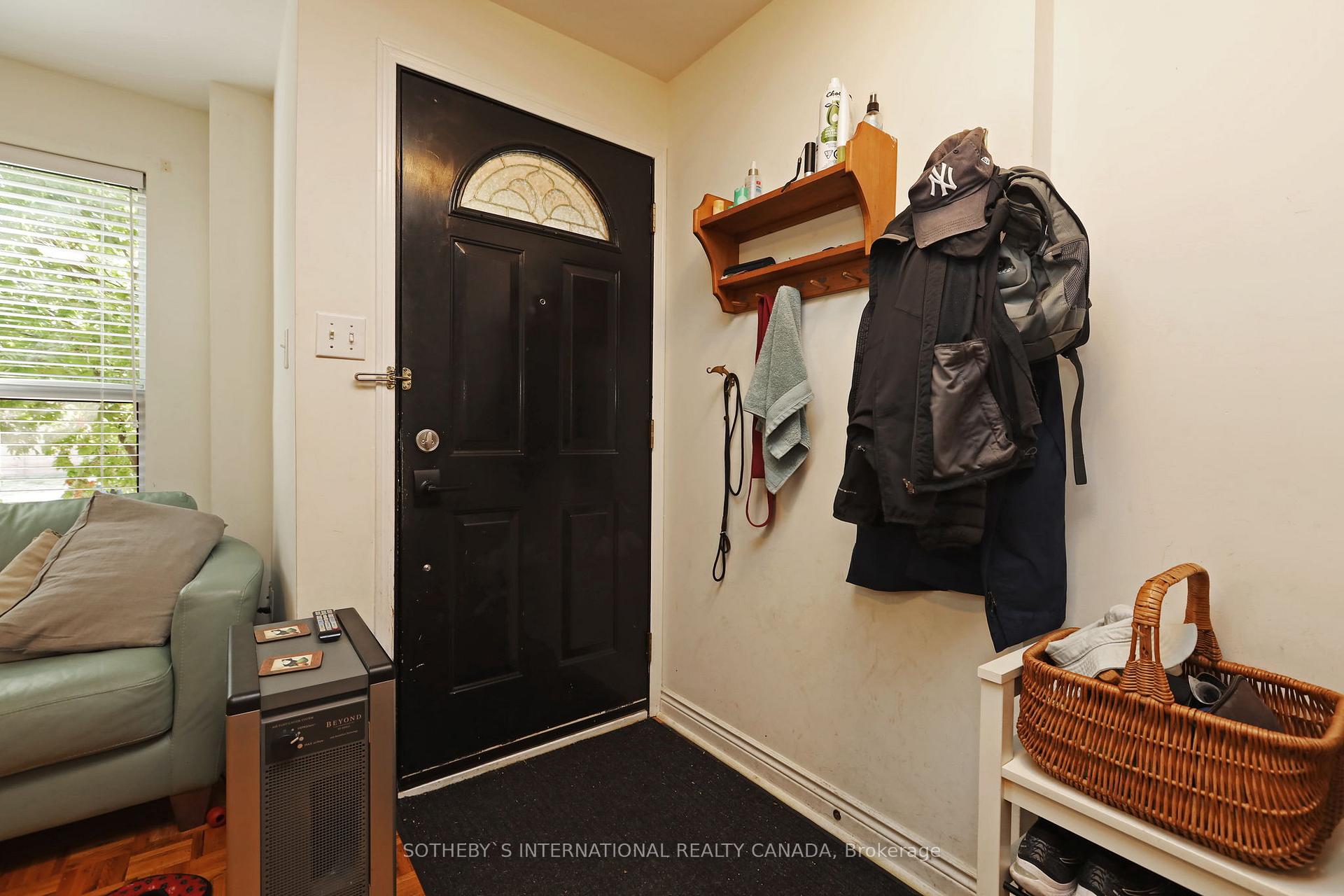 Photo 4 of Unit Main, 212 Glebemount Avenue, Toronto, Danforth Village-East York — HOMEH