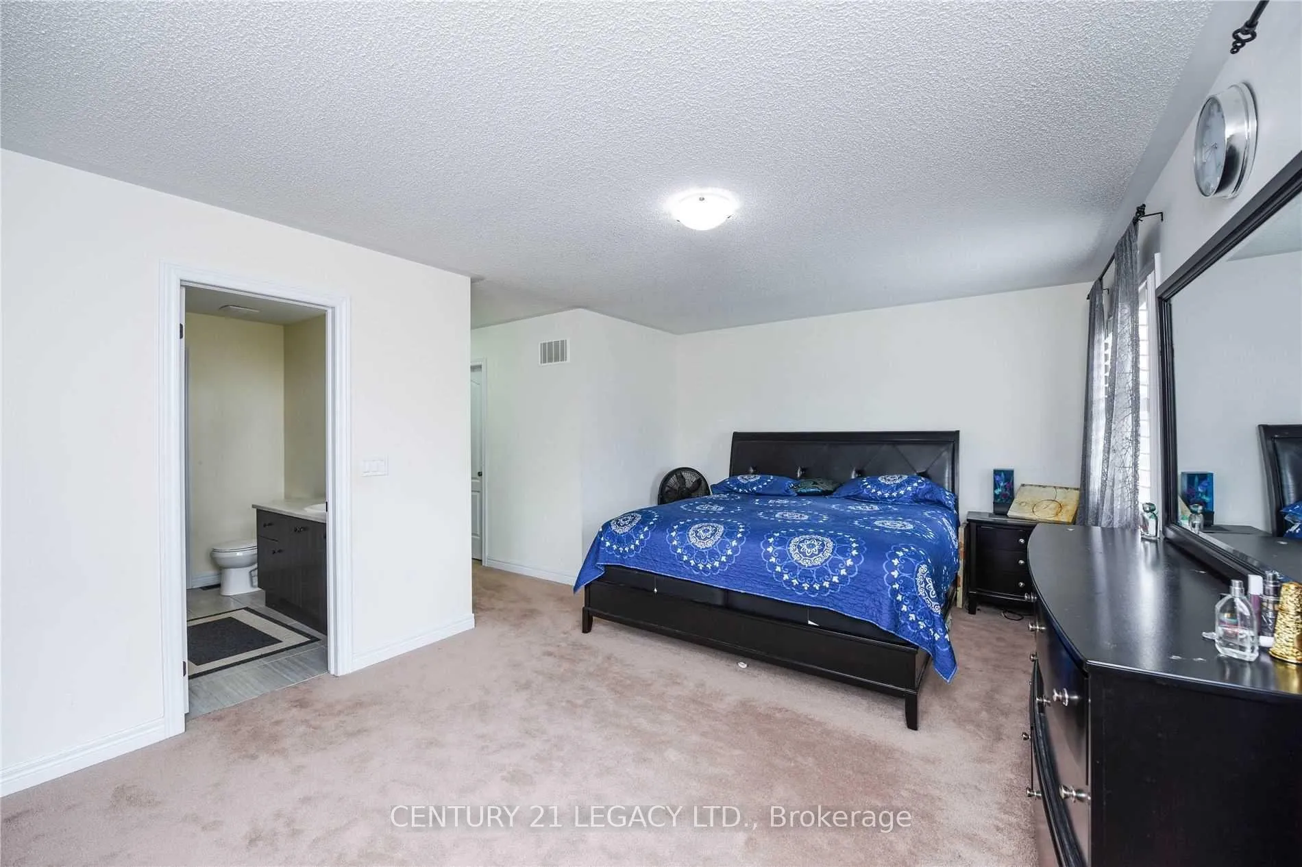 Photo 6 of 73 Buchanan Crescent, Brampton, Credit Valley — HOMEH