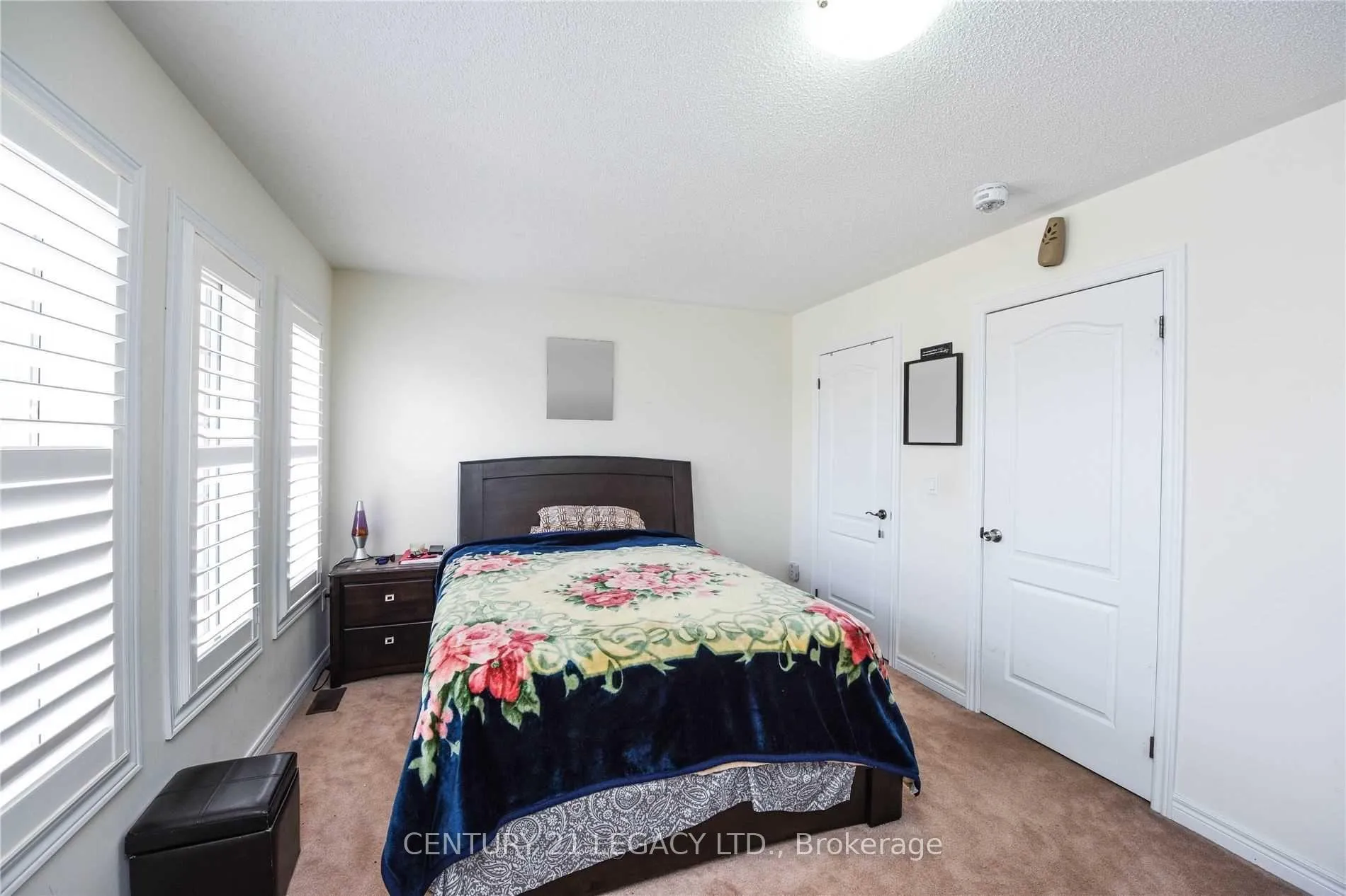 Photo 11 of 73 Buchanan Crescent, Brampton, Credit Valley — HOMEH