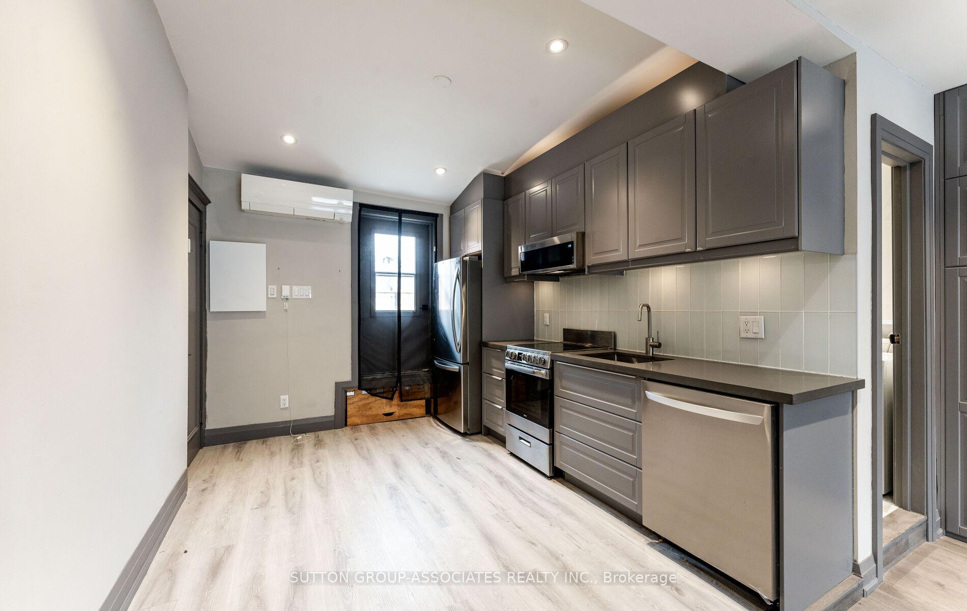 Photo 1 of Unit 3, 484 Bloor Street W, Toronto, The Annex — HOMEH