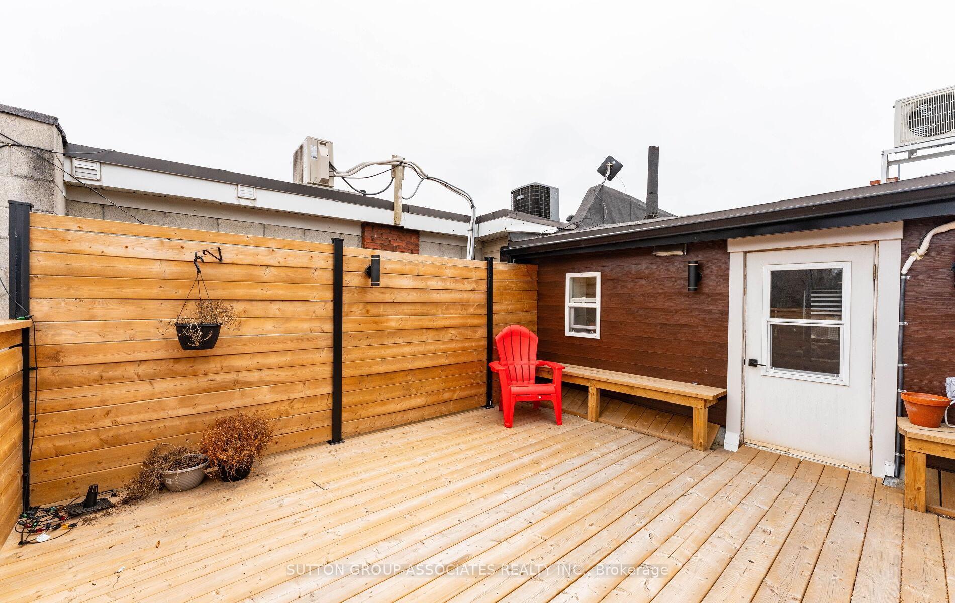 Photo 17 of Unit 3, 484 Bloor Street W, Toronto, The Annex — HOMEH