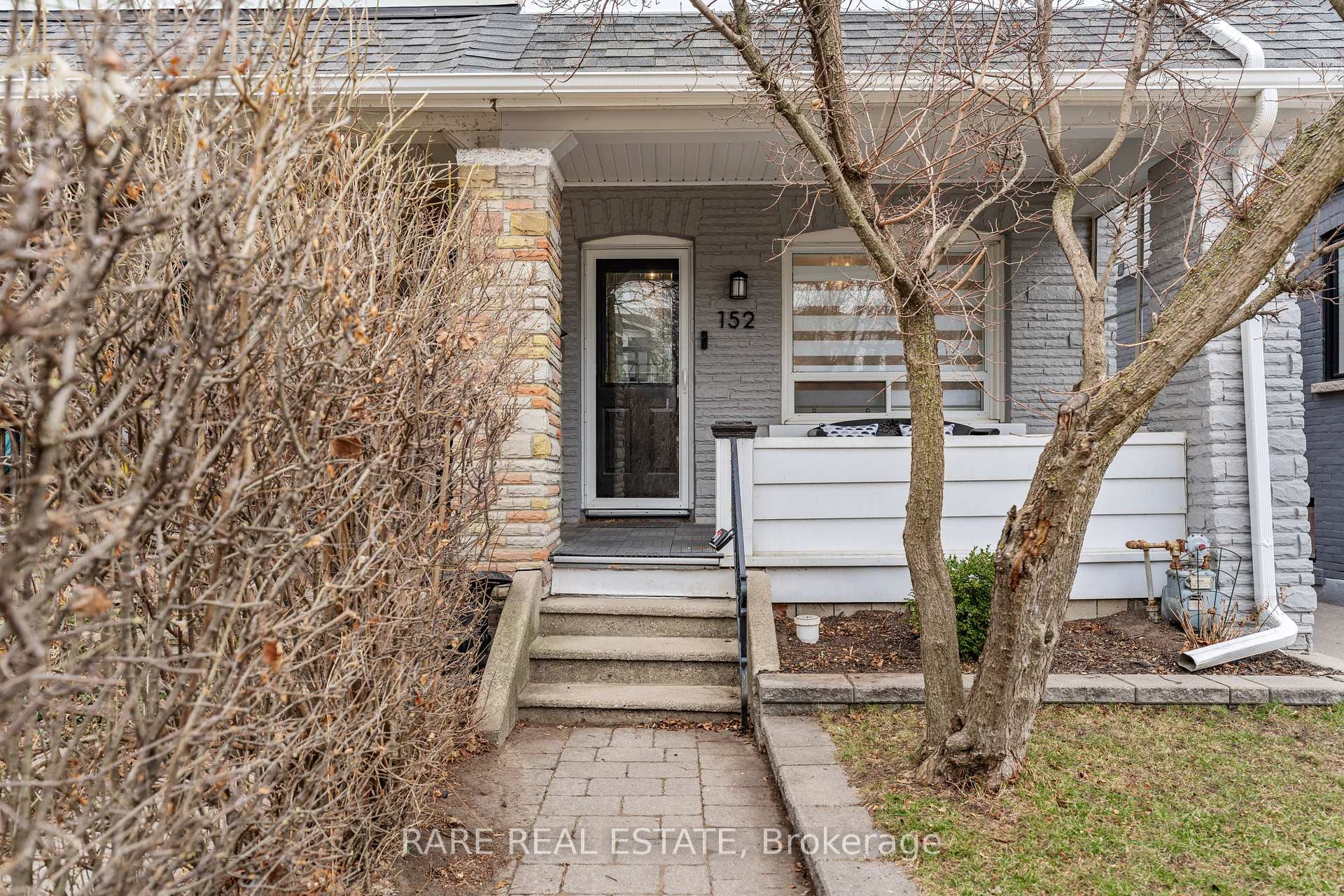 Photo 3 of 152 Queensdale Avenue, Toronto, Danforth Village-East York — HOMEH