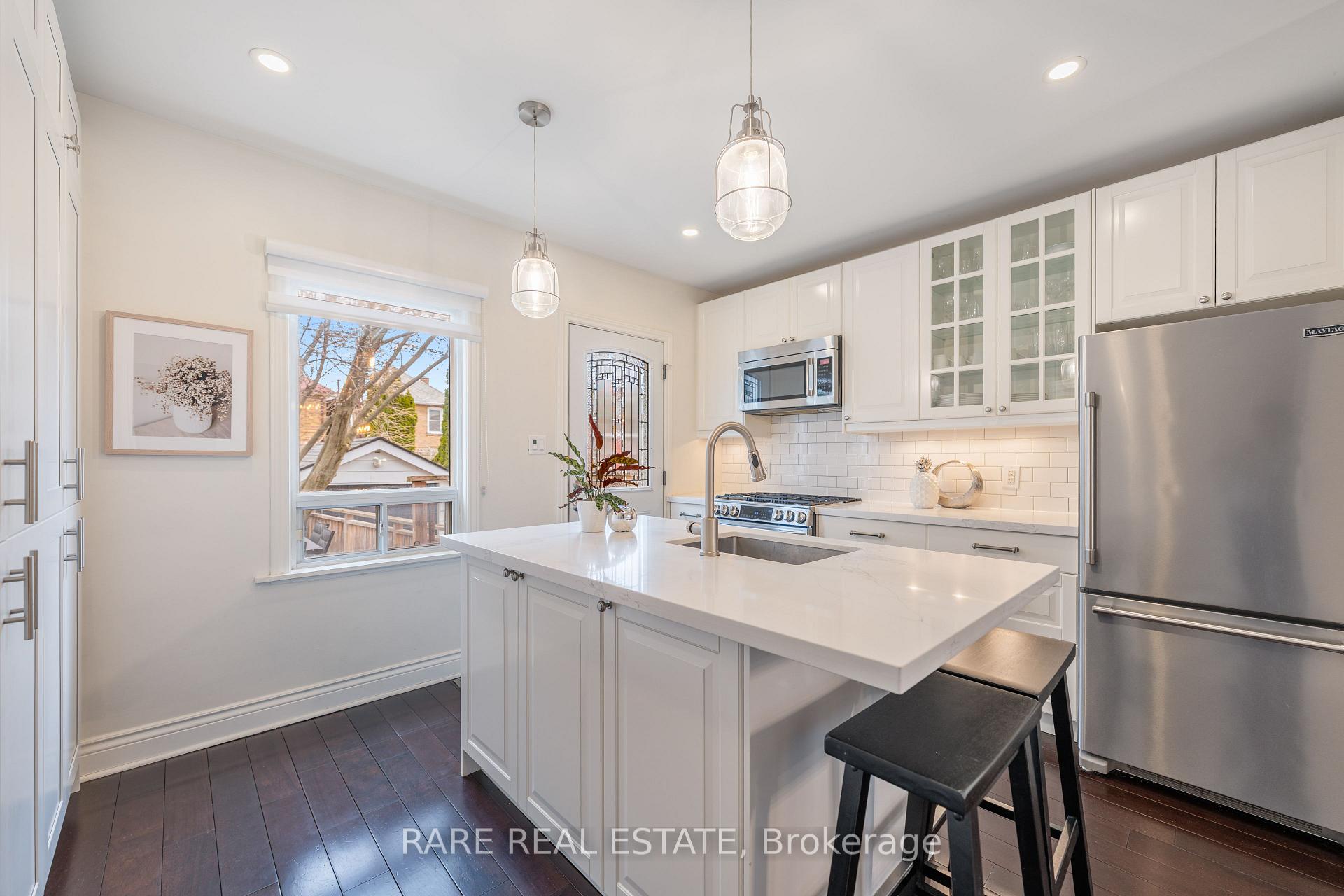 Photo 9 of 152 Queensdale Avenue, Toronto, Danforth Village-East York — HOMEH