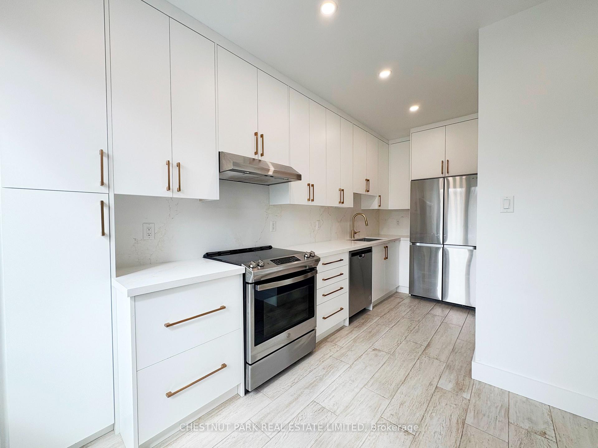 Photo 13 of 64 Birch Avenue, Toronto, Yonge-St. Clair — HOMEH