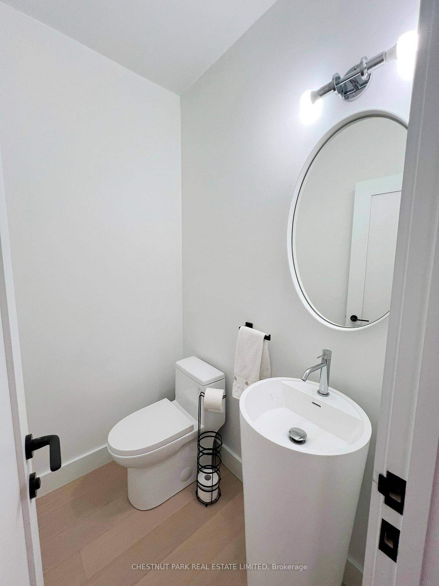 Photo 15 of 64 Birch Avenue, Toronto, Yonge-St. Clair — HOMEH