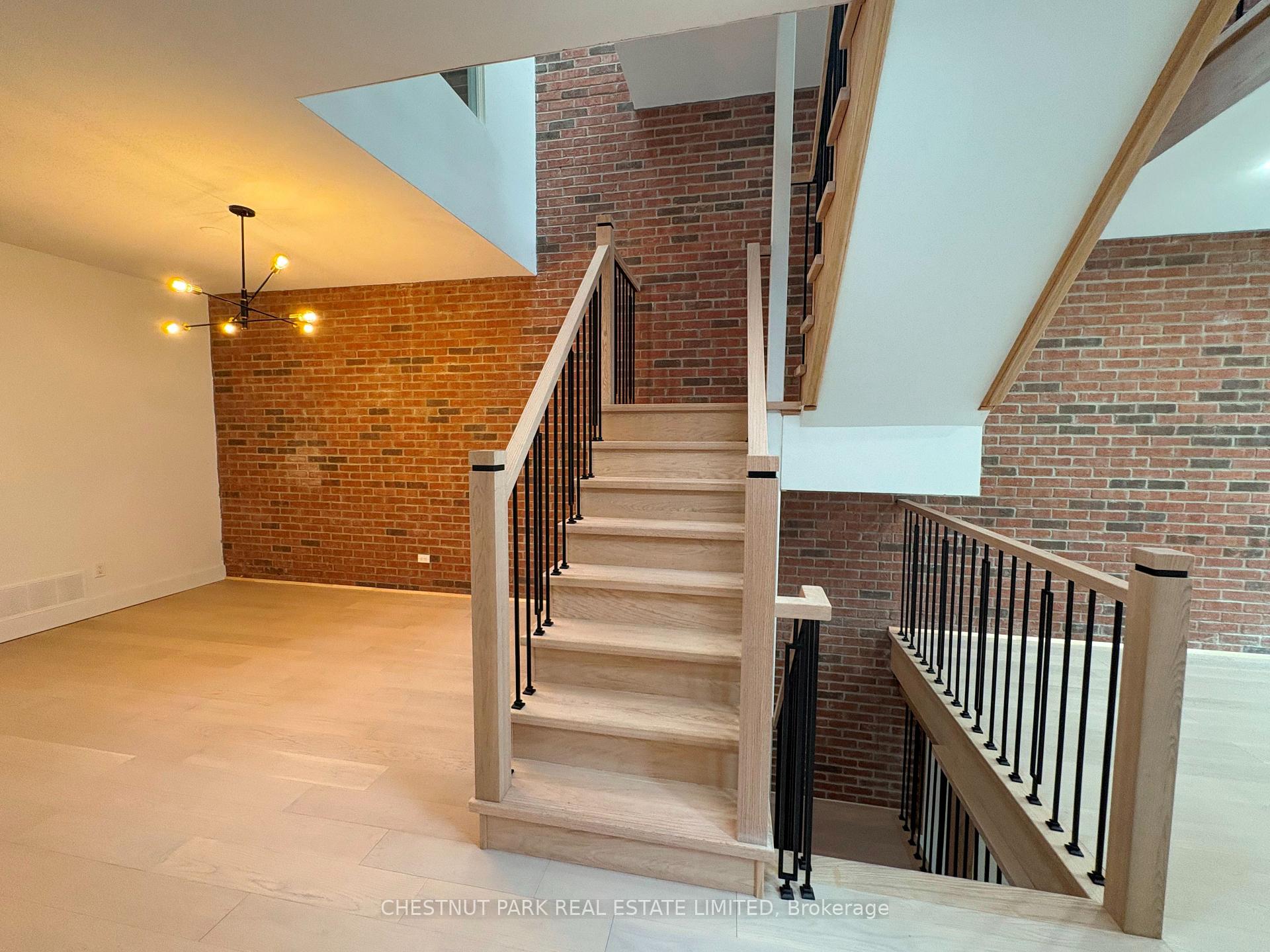 Photo 16 of 64 Birch Avenue, Toronto, Yonge-St. Clair — HOMEH
