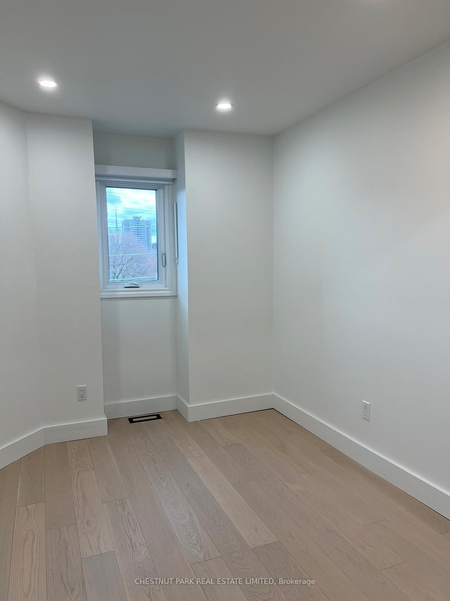 Photo 38 of 64 Birch Avenue, Toronto, Yonge-St. Clair — HOMEH