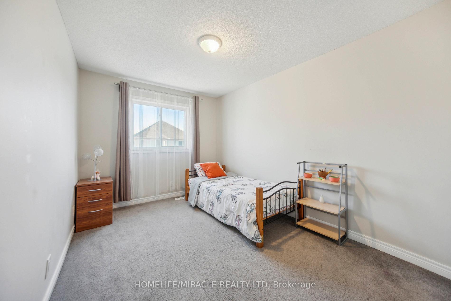 Photo 14 of 74 Raspberry Trail, Thorold, Confederation Heights — HOMEH