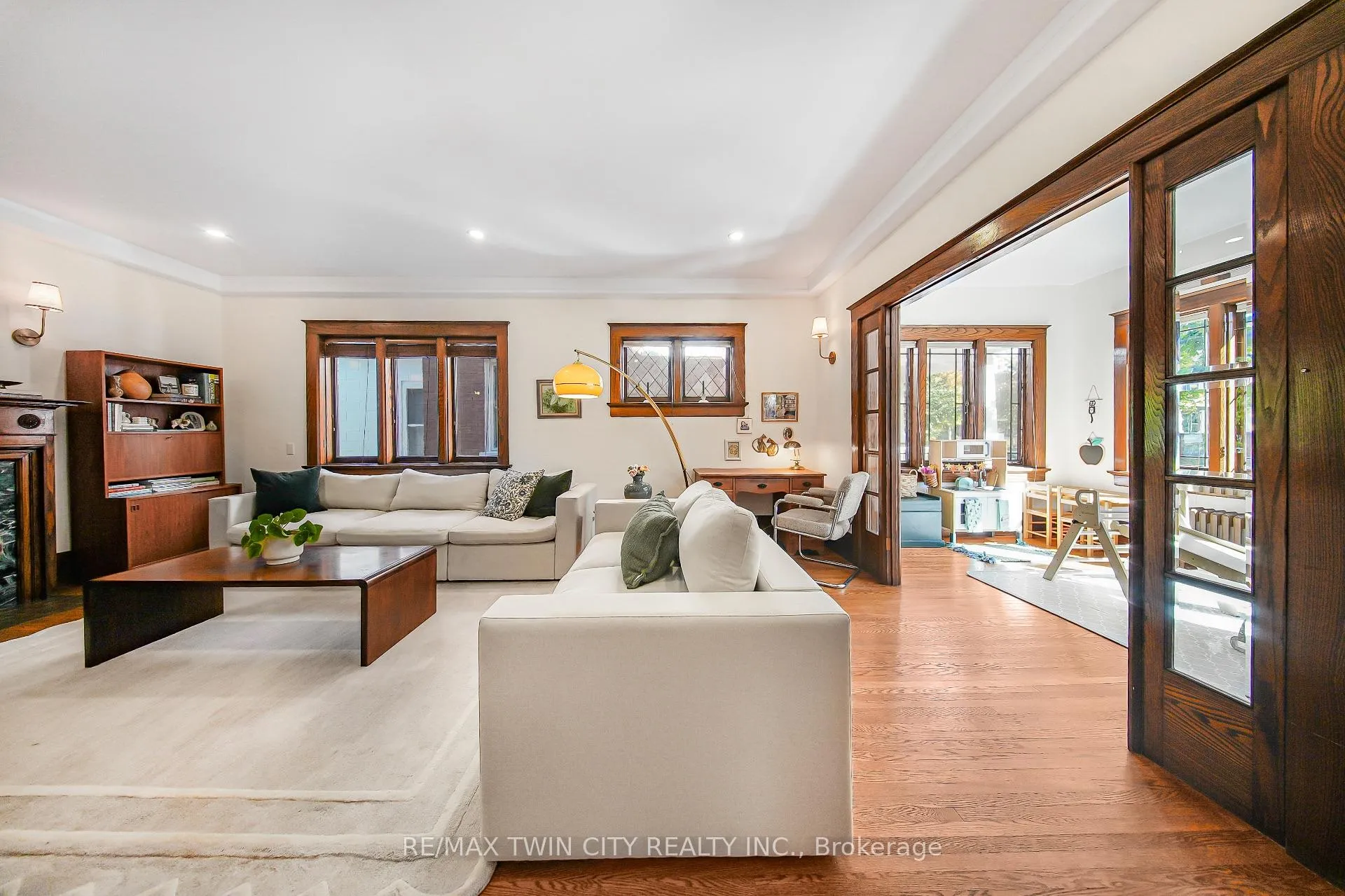 Photo 10 of 60 Heins Avenue, Kitchener, Victoria Park — HOMEH