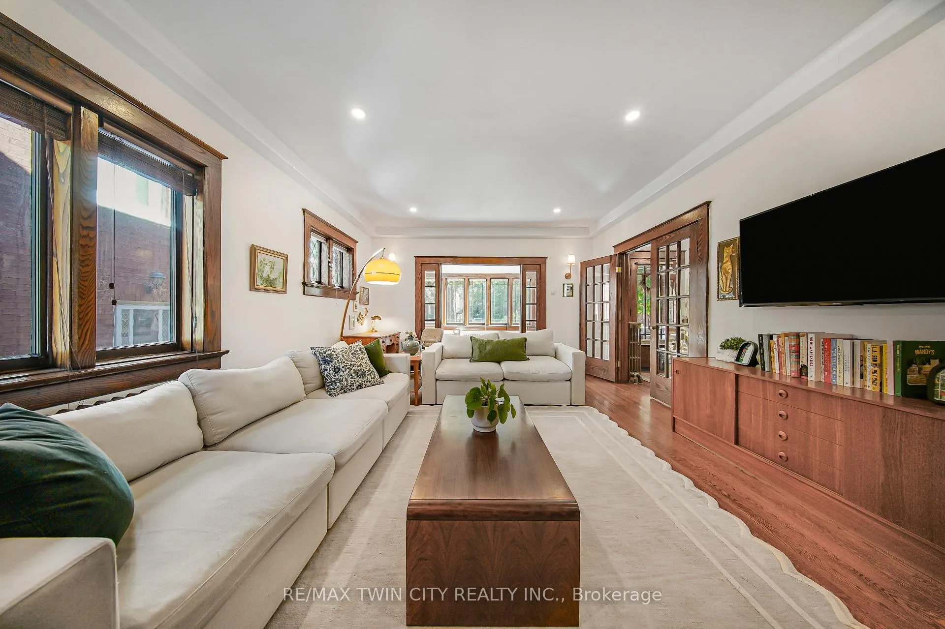 Photo 12 of 60 Heins Avenue, Kitchener, Victoria Park — HOMEH