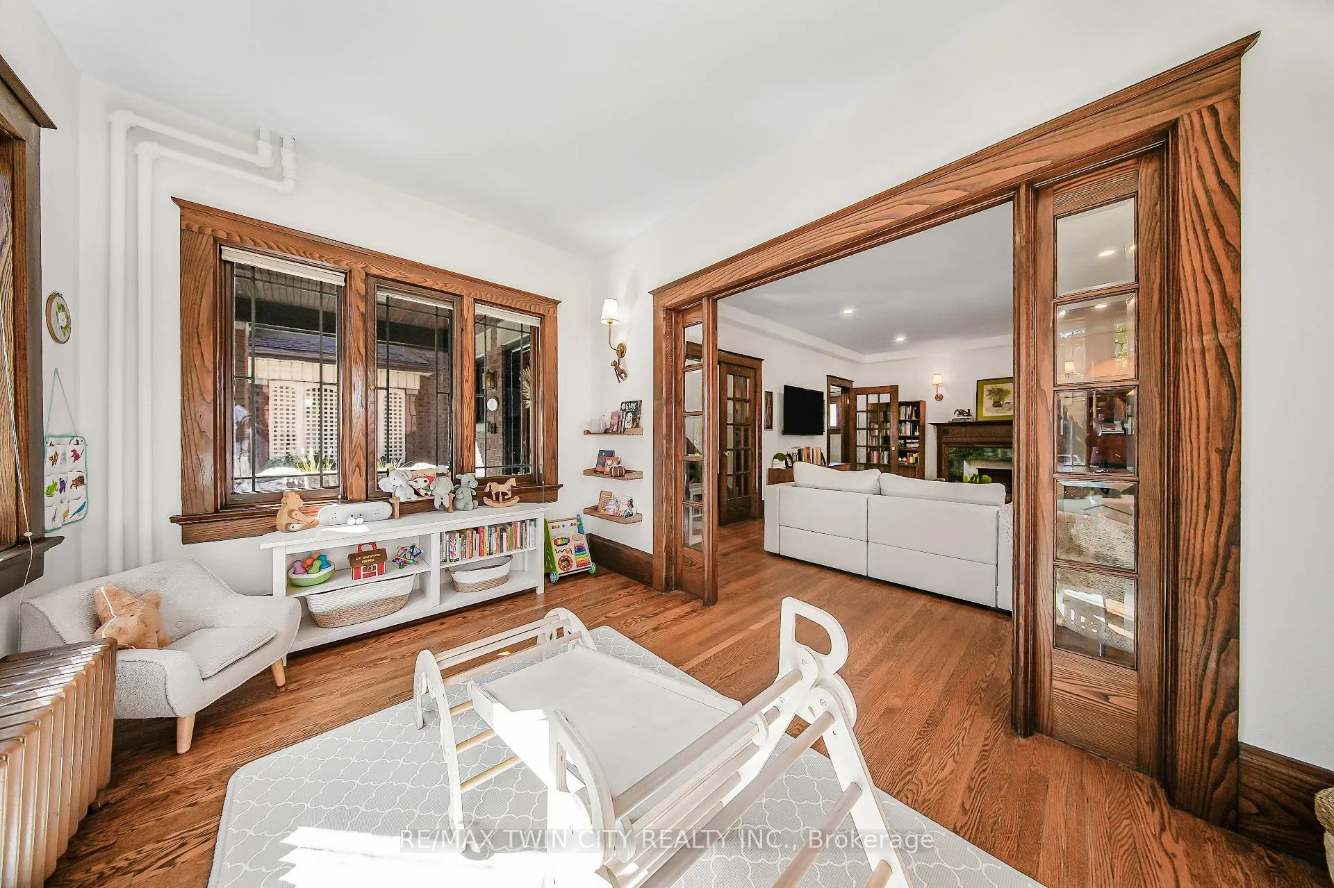 Photo 15 of 60 Heins Avenue, Kitchener, Victoria Park — HOMEH