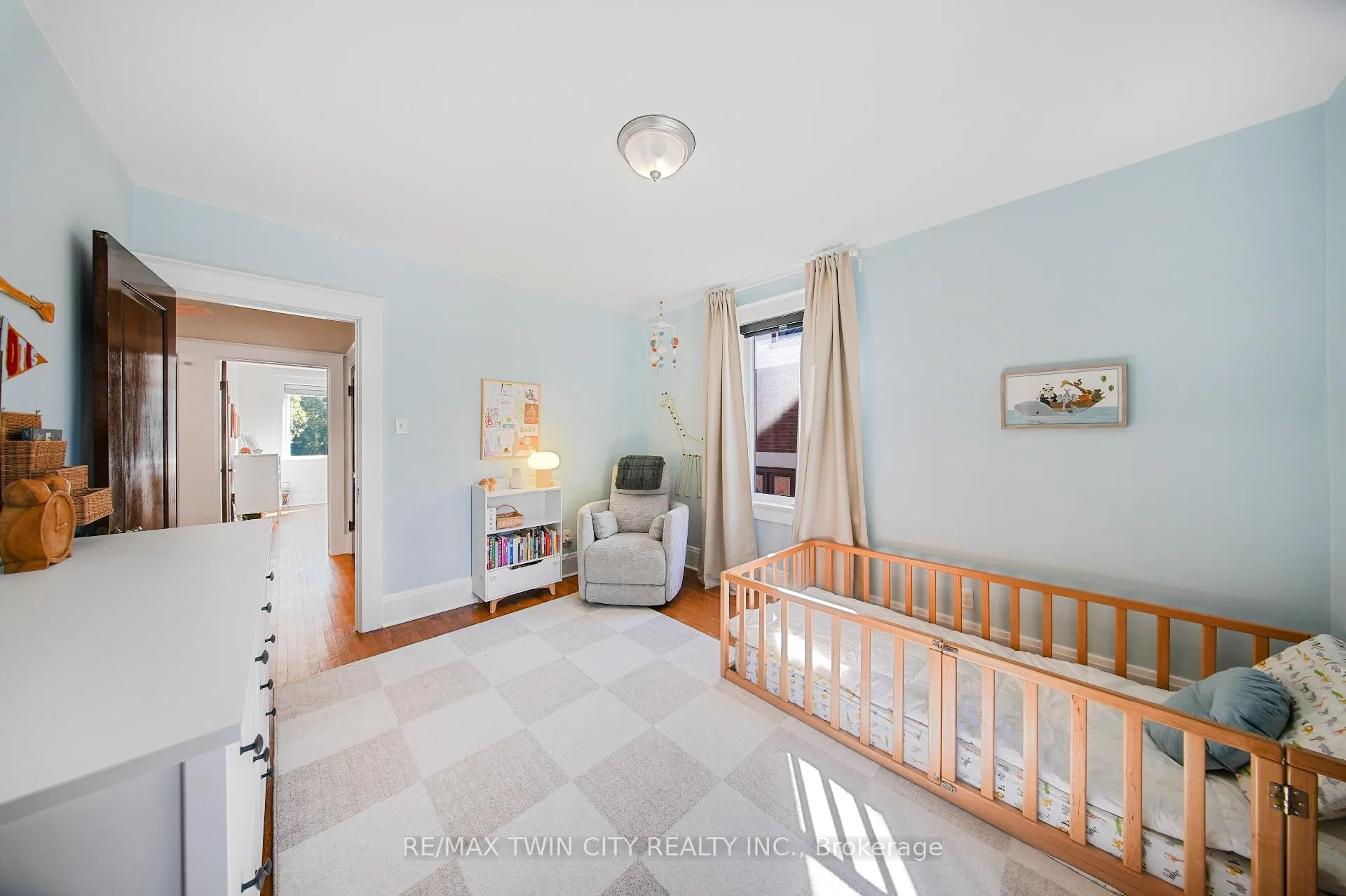 Photo 25 of 60 Heins Avenue, Kitchener, Victoria Park — HOMEH