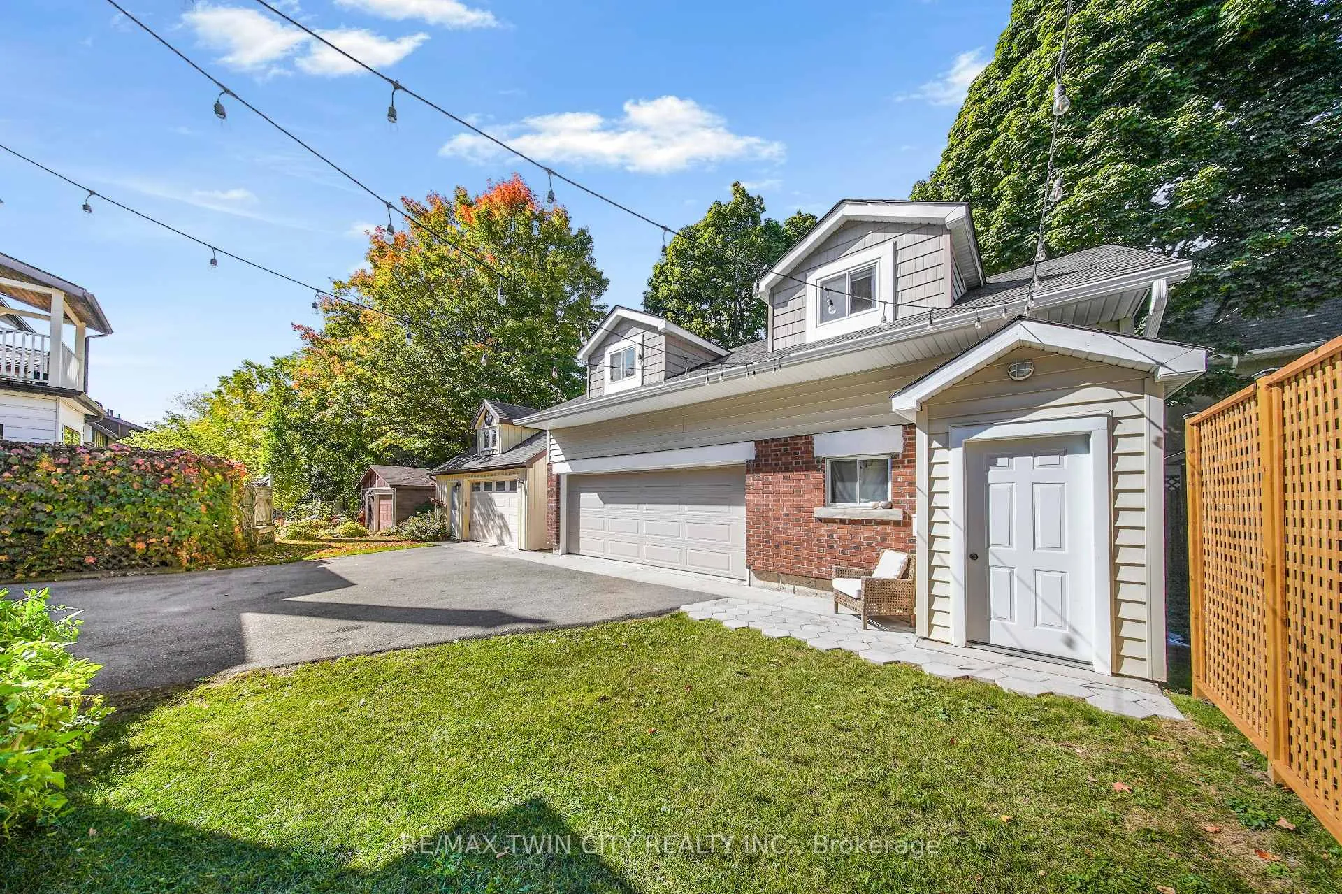Photo 34 of 60 Heins Avenue, Kitchener, Victoria Park — HOMEH