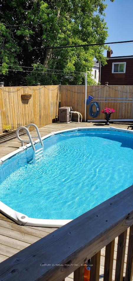 Photo 34 of 527 Sammon Avenue, Toronto, Danforth Village-East York — HOMEH