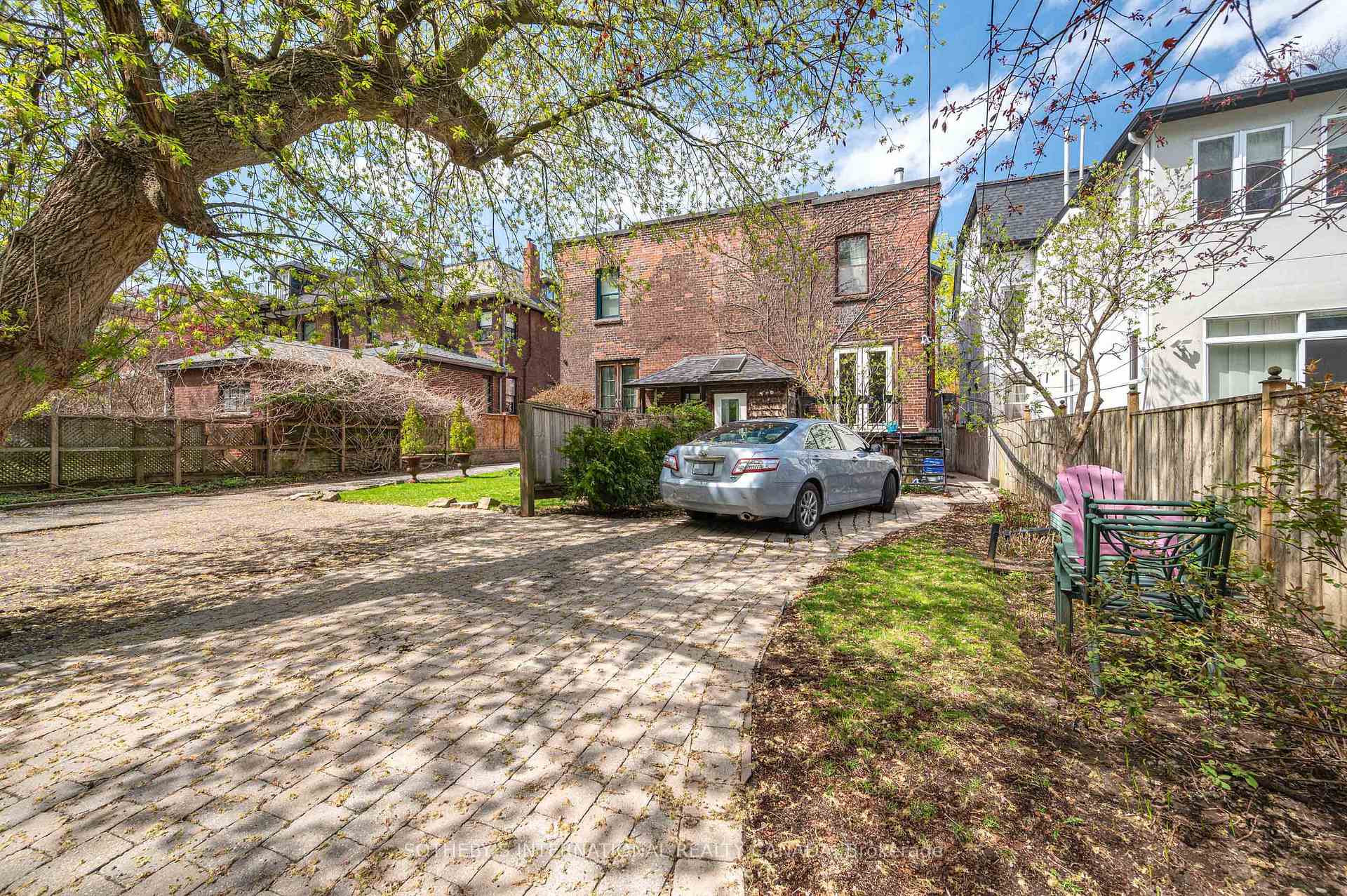 Photo 32 of 21 Chicora Avenue, Toronto, The Annex — HOMEH
