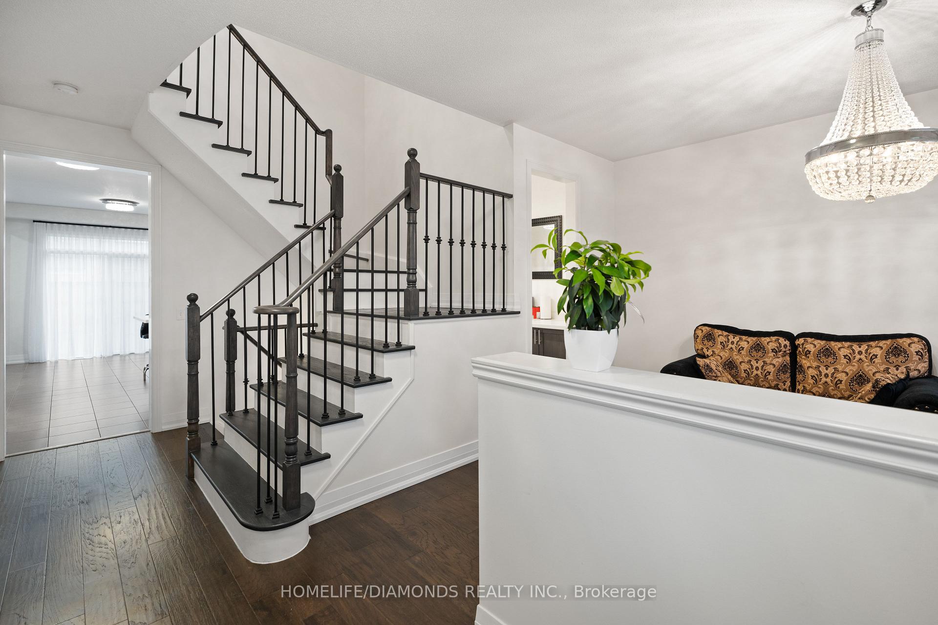 Photo 6 of 16 White Ash Road, Thorold, Confederation Heights — HOMEH