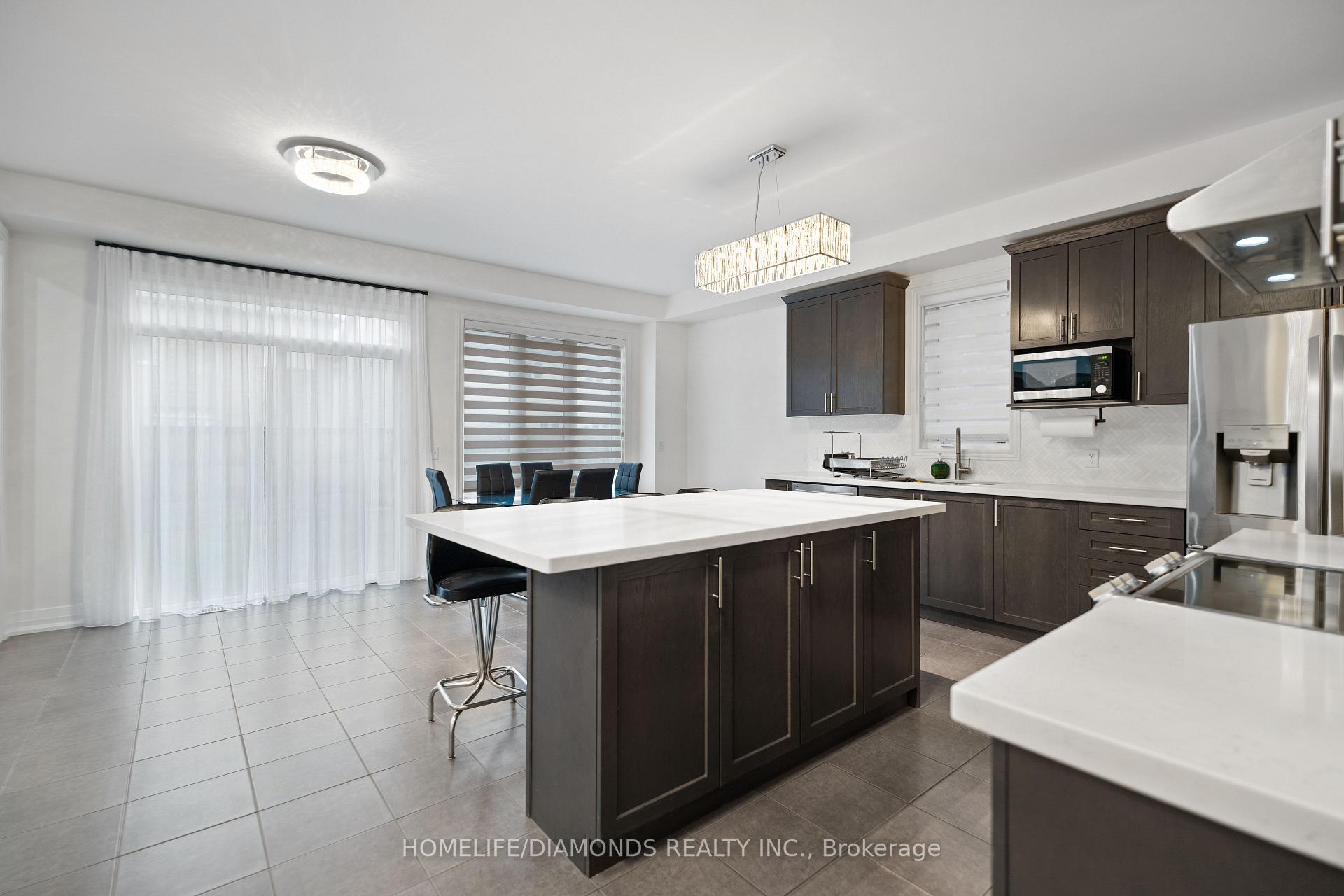 Photo 10 of 16 White Ash Road, Thorold, Confederation Heights — HOMEH