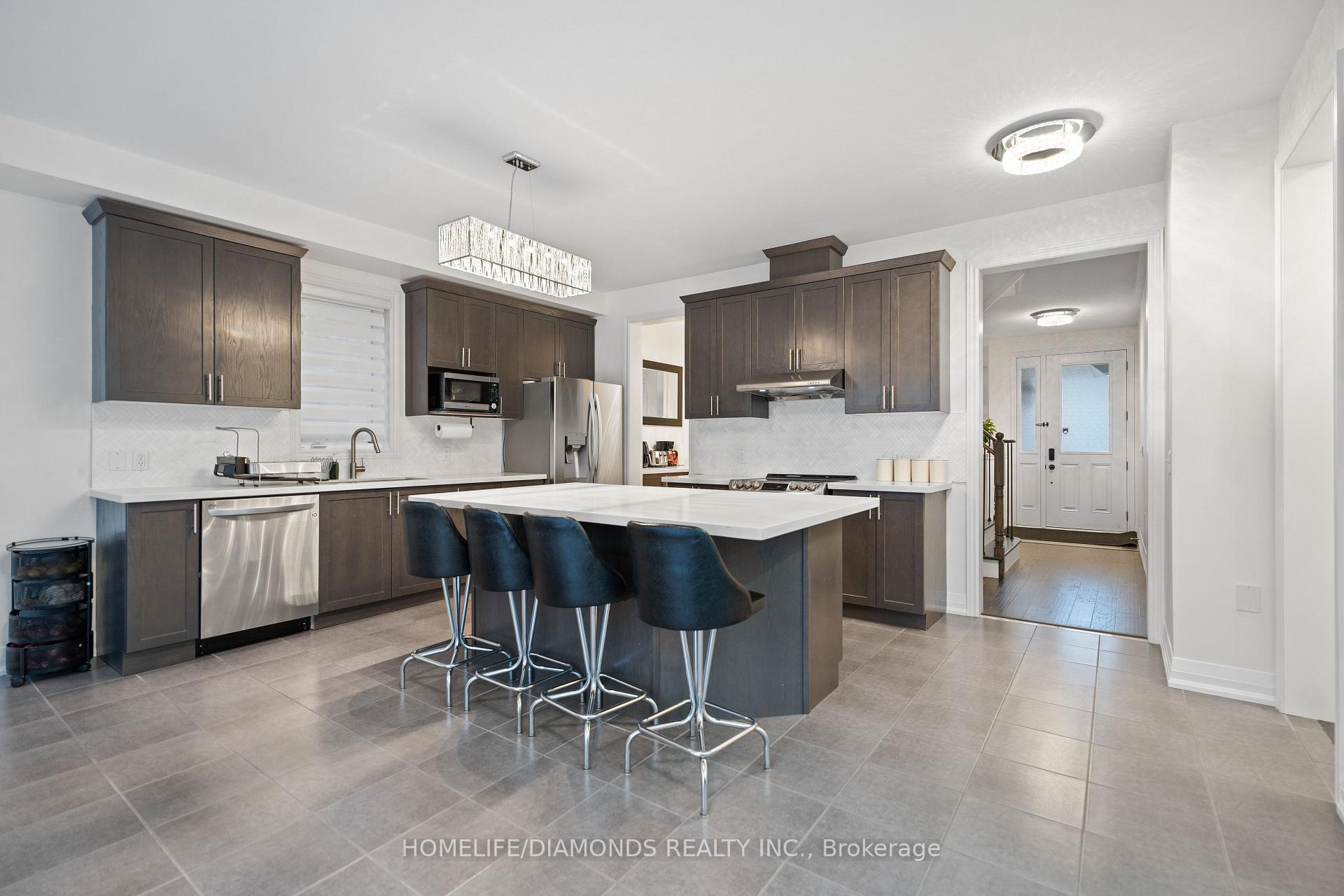 Photo 11 of 16 White Ash Road, Thorold, Confederation Heights — HOMEH