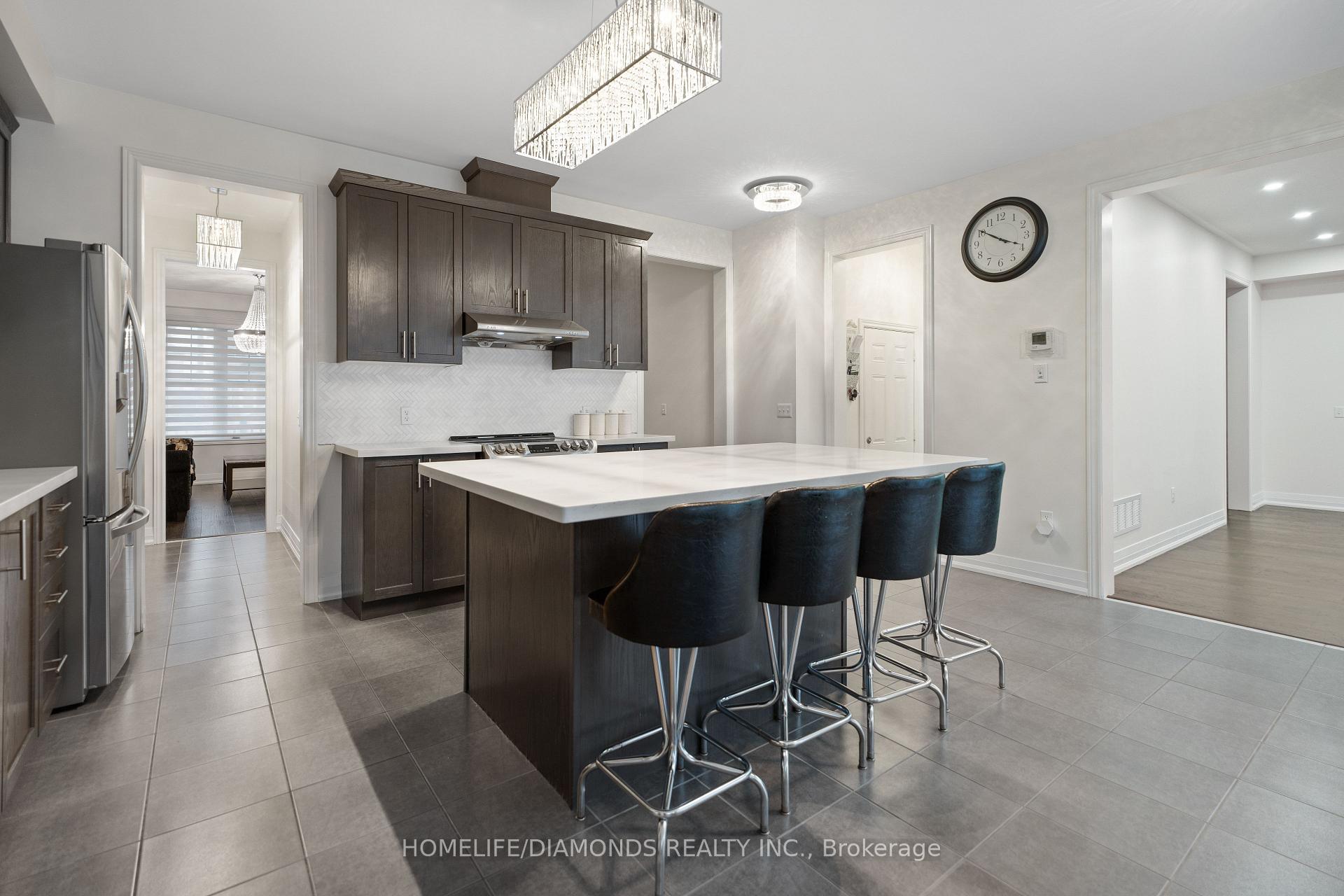Photo 13 of 16 White Ash Road, Thorold, Confederation Heights — HOMEH