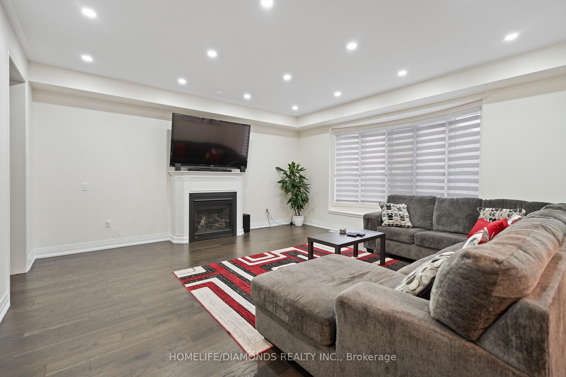 Photo 16 of 16 White Ash Road, Thorold, Confederation Heights — HOMEH