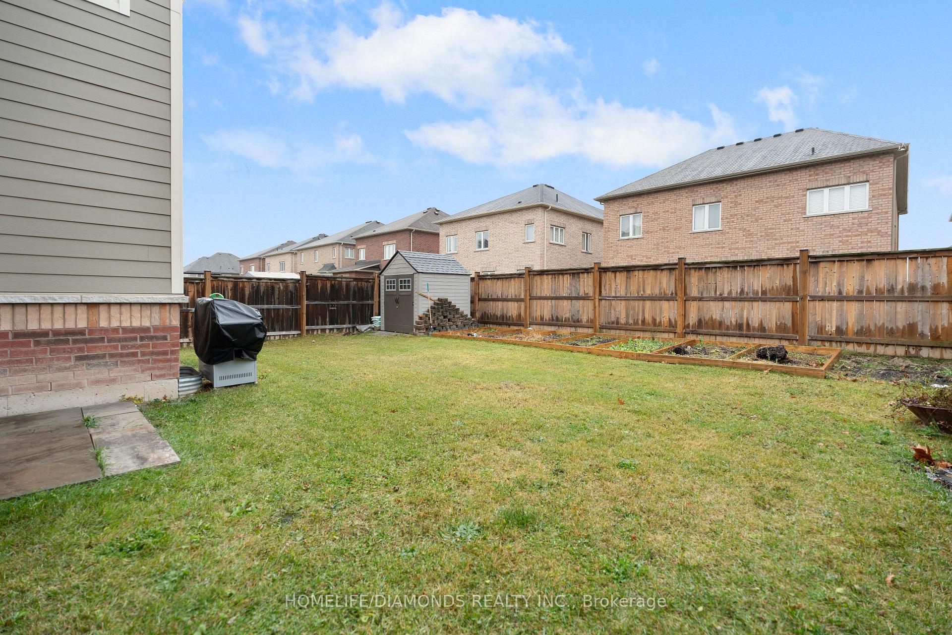 Photo 38 of 16 White Ash Road, Thorold, Confederation Heights — HOMEH