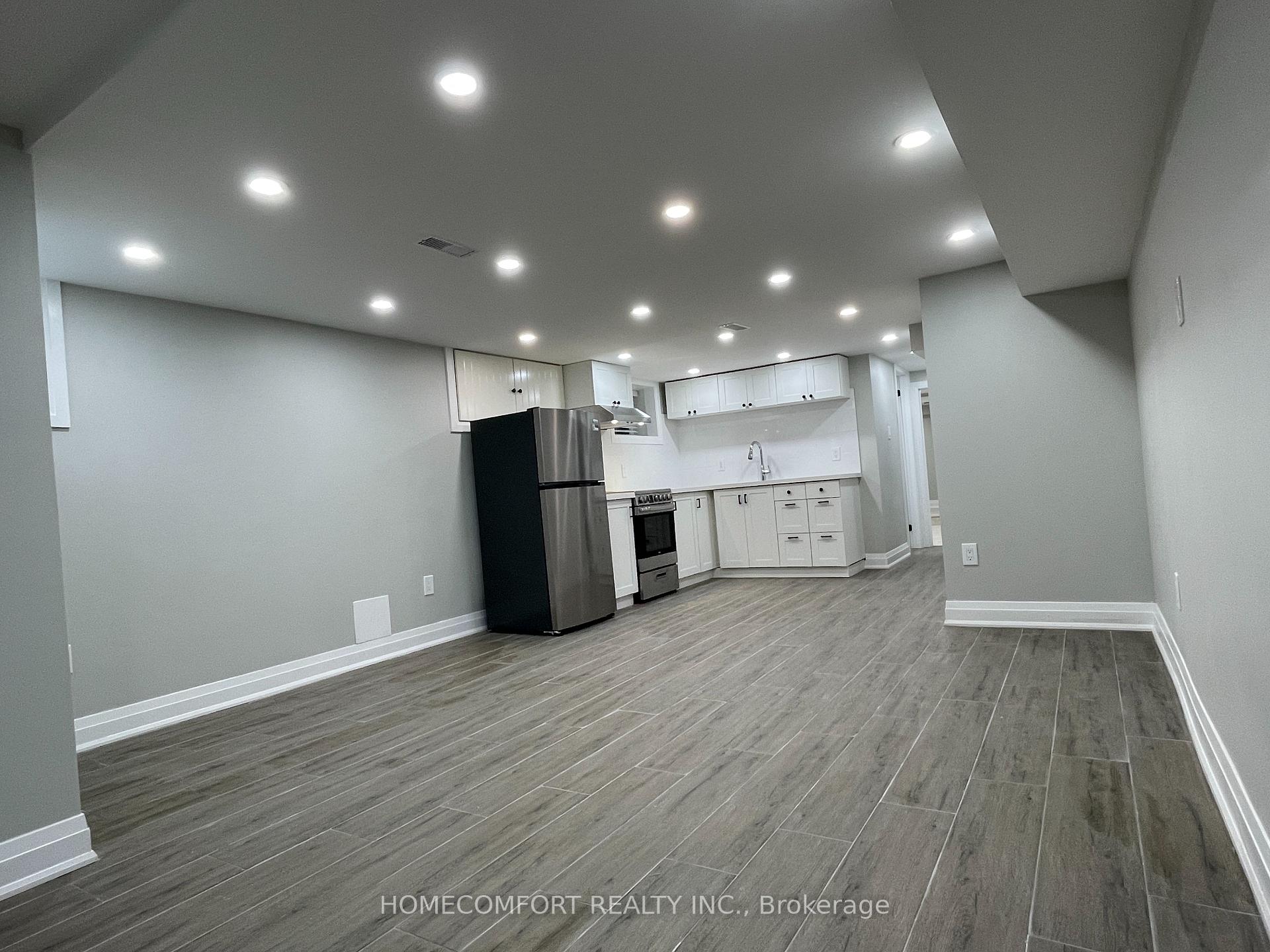 Photo 3 of Unit Lower, 33 Strathmore Boulevard, Toronto, Danforth — HOMEH