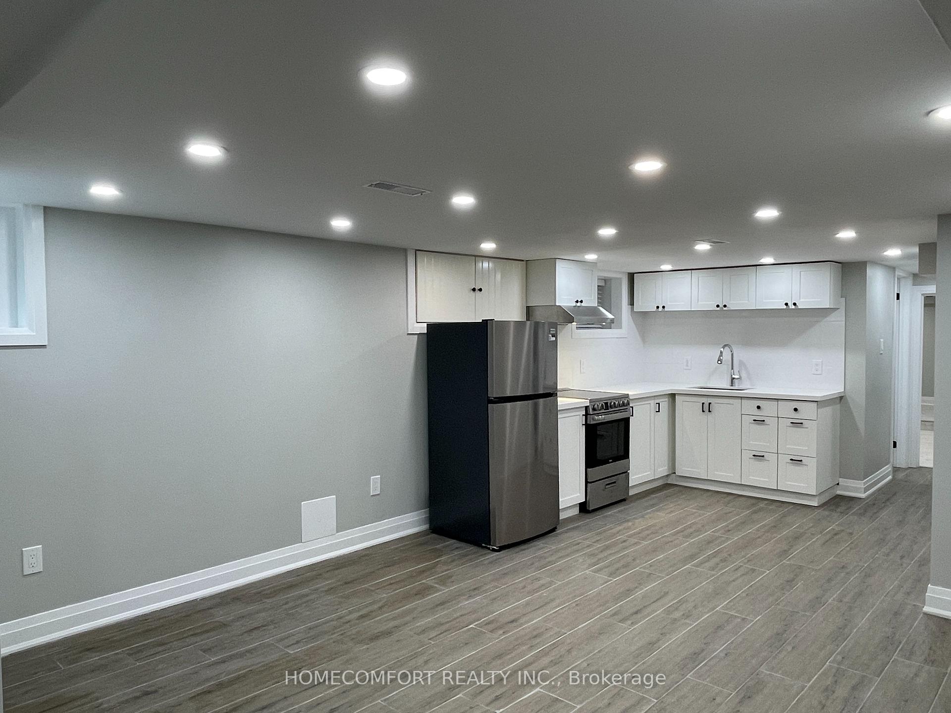 Photo 4 of Unit Lower, 33 Strathmore Boulevard, Toronto, Danforth — HOMEH
