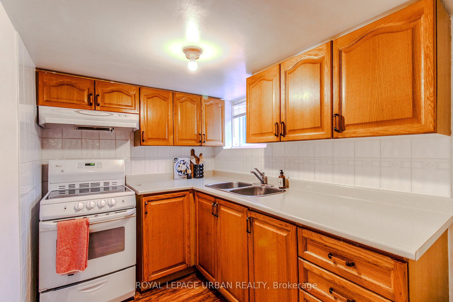 Photo 33 of 330 Strathmore Boulevard, Toronto, Danforth — HOMEH