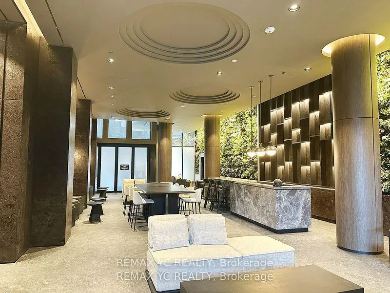Photo 2 of Unit 302, 120 Broadway Avenue, Toronto, Mount Pleasant West — HOMEH