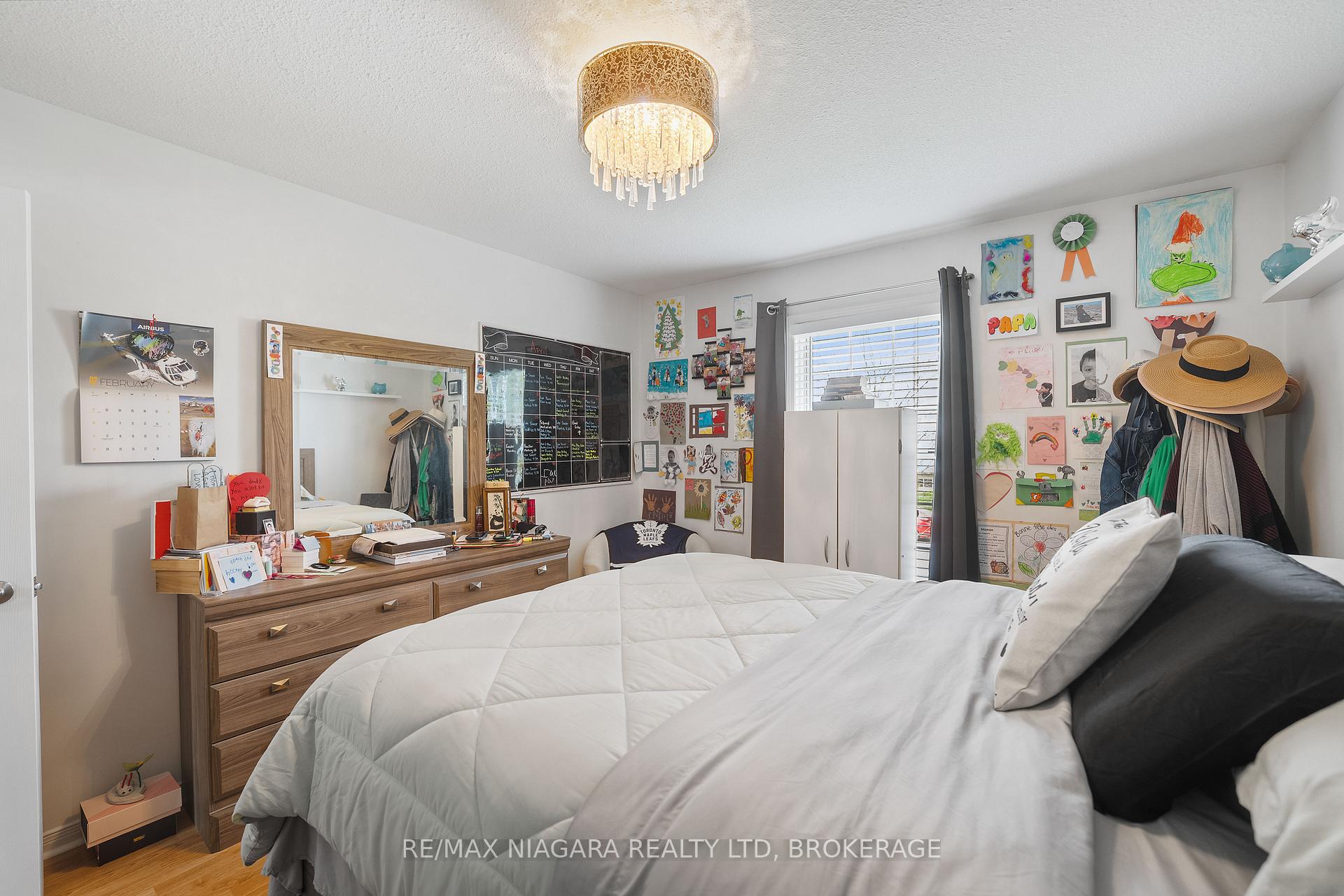 Photo 12 of 8 Windle Village Crescent, Thorold, Allanburg/Thorold South — HOMEH