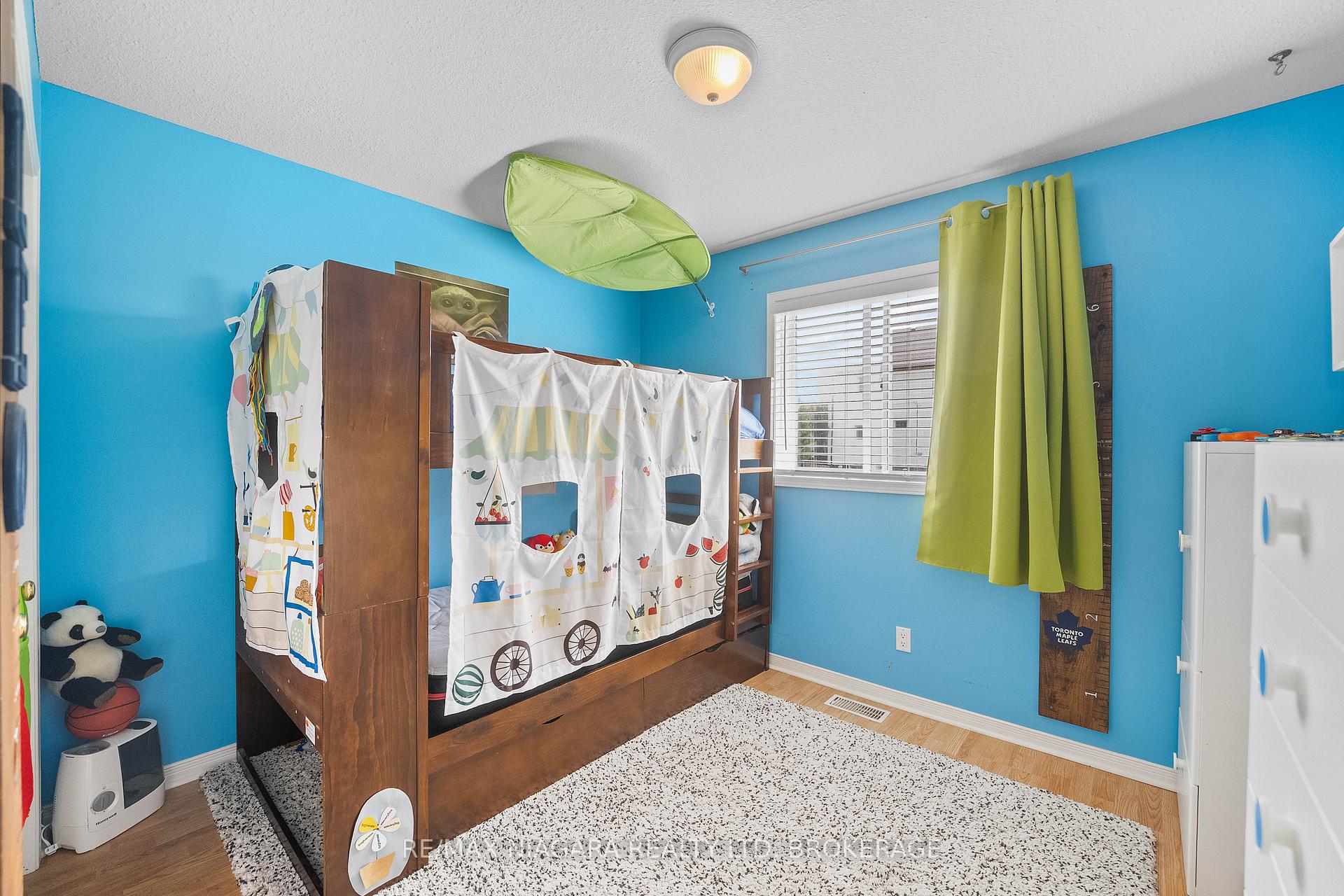 Photo 15 of 8 Windle Village Crescent, Thorold, Allanburg/Thorold South — HOMEH