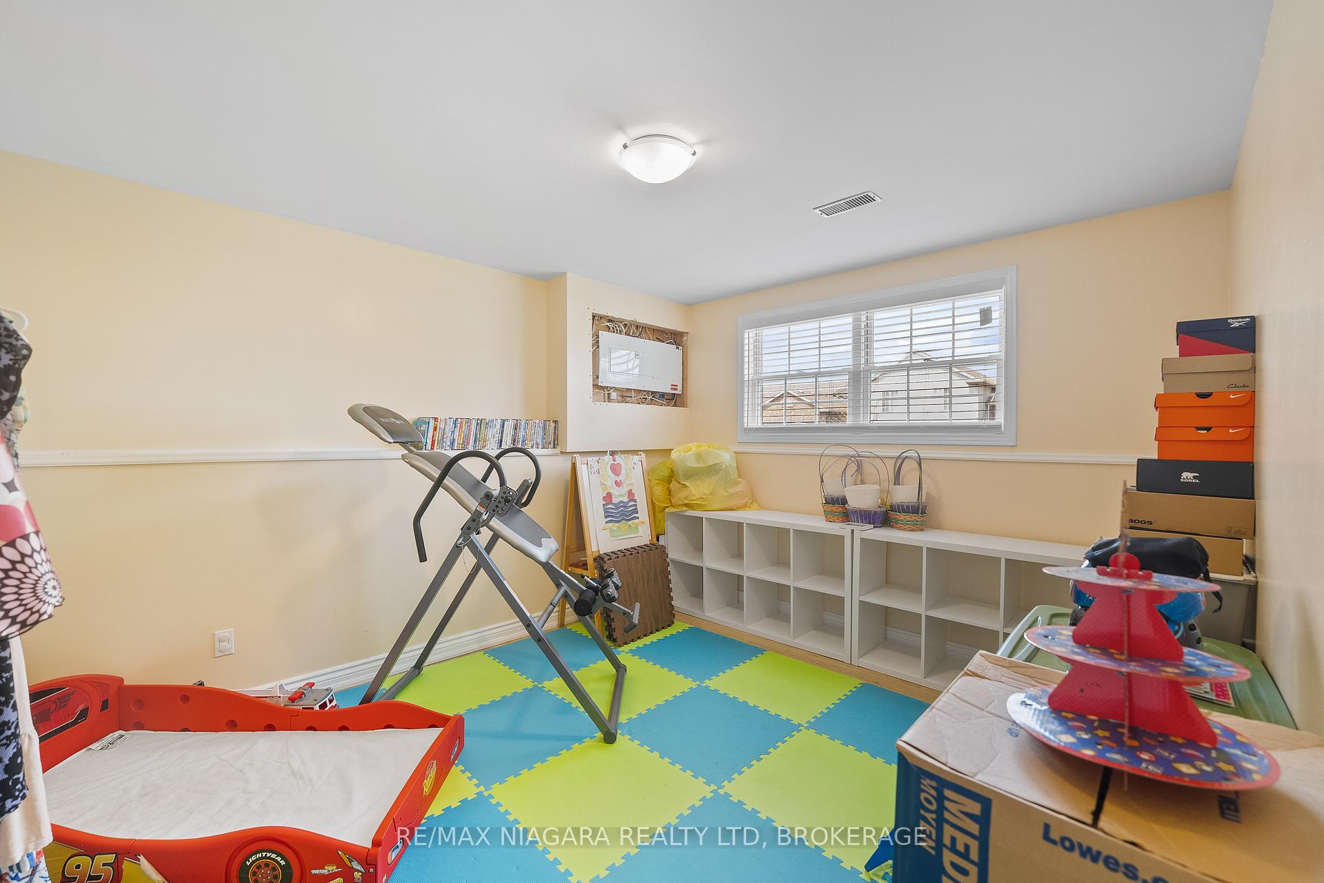 Photo 30 of 8 Windle Village Crescent, Thorold, Allanburg/Thorold South — HOMEH