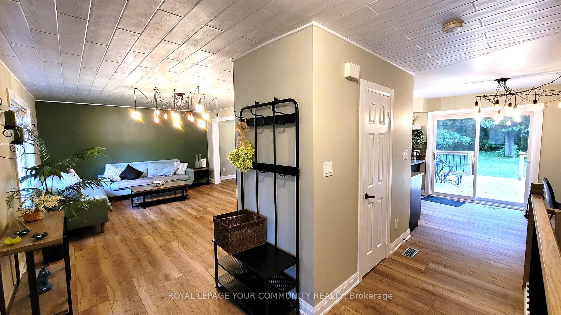 Photo 4 of 1138 Siesta Drive, Tiny, Rural Tiny — HOMEH