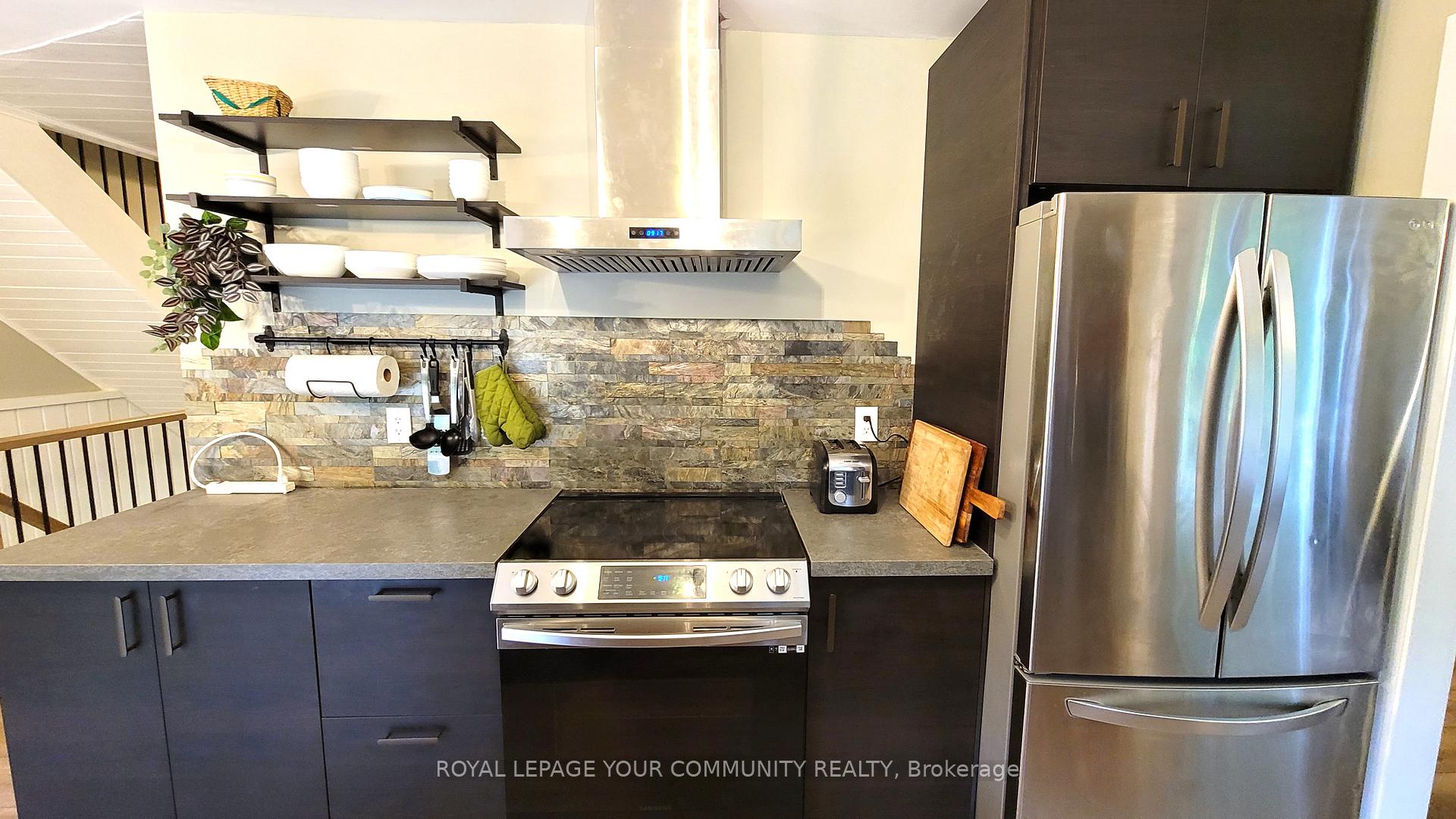 Photo 11 of 1138 Siesta Drive, Tiny, Rural Tiny — HOMEH