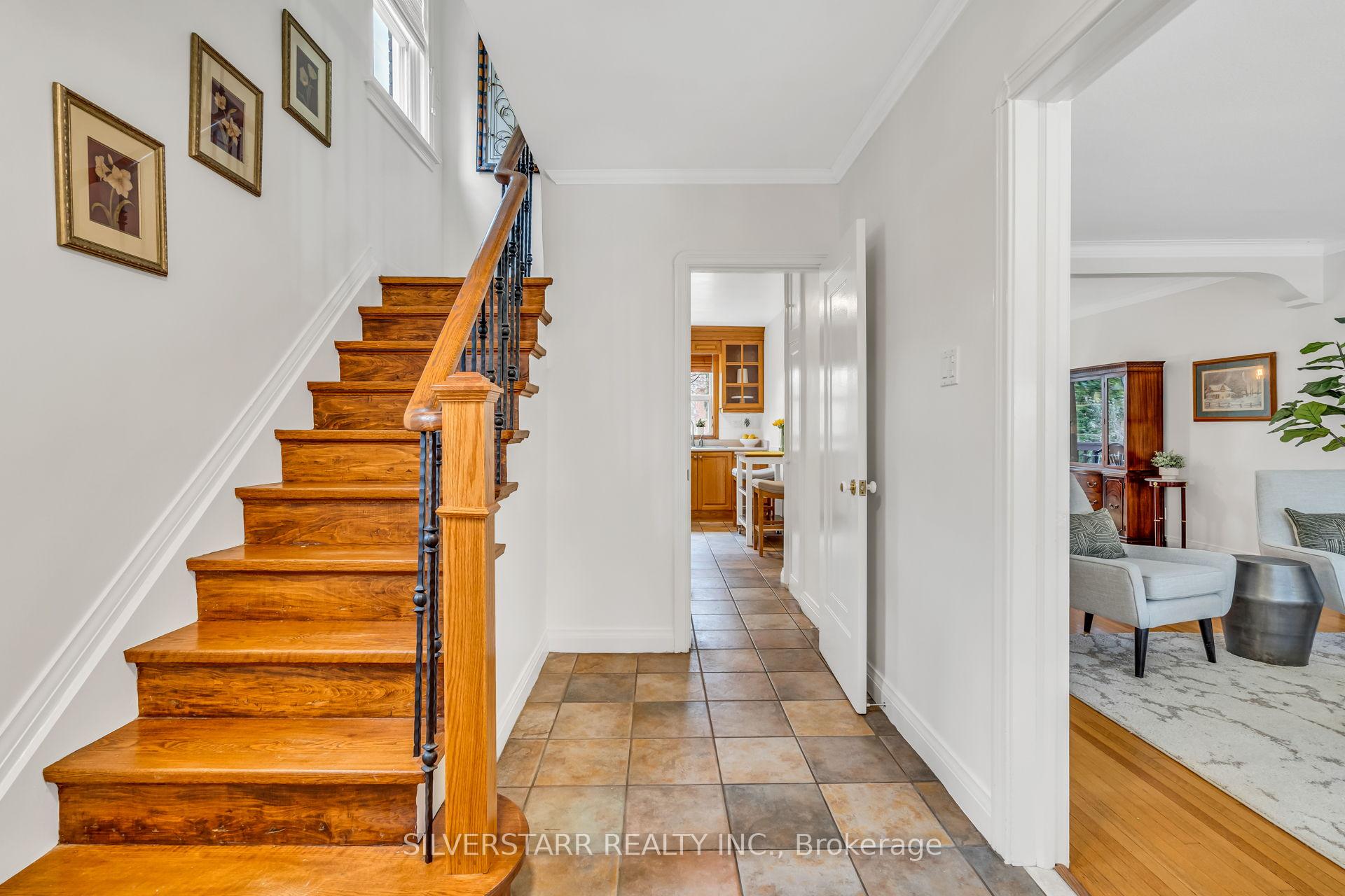Photo 5 of 133 Parkview Hill Crescent, Toronto, O'Connor-Parkview — HOMEH