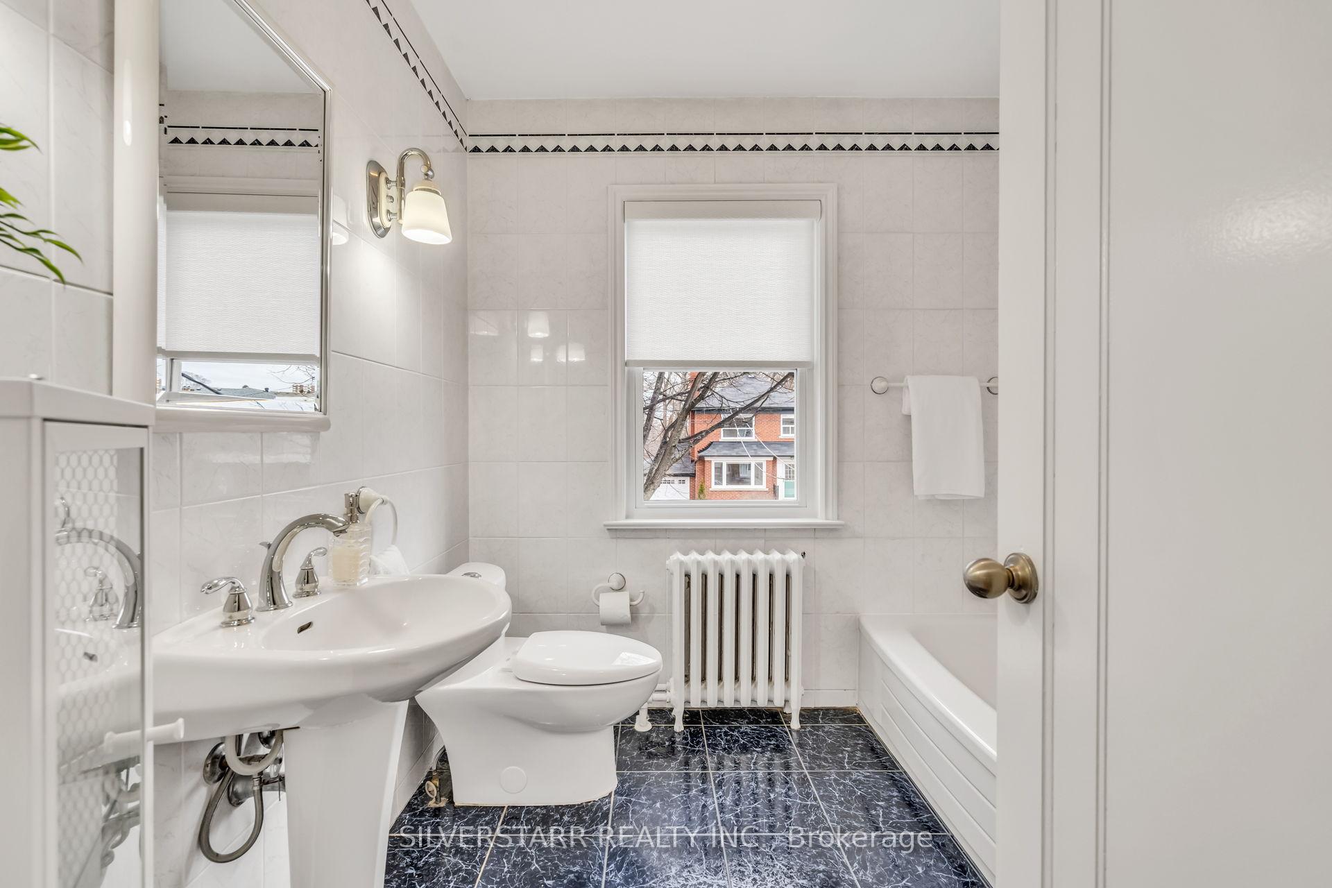 Photo 24 of 133 Parkview Hill Crescent, Toronto, O'Connor-Parkview — HOMEH