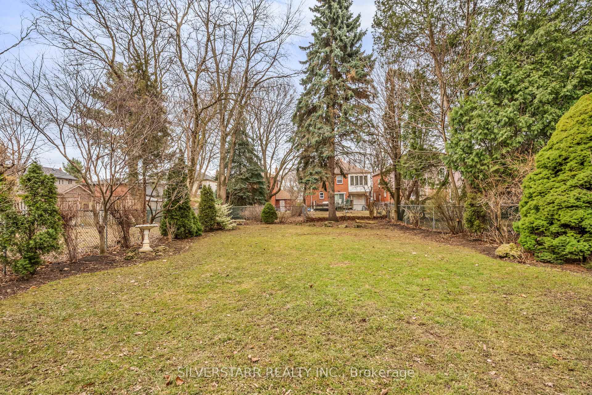 Photo 37 of 133 Parkview Hill Crescent, Toronto, O'Connor-Parkview — HOMEH