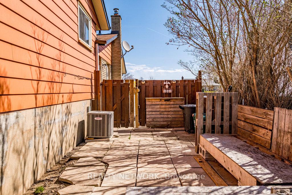 Photo 16 of 21 Tupper Drive, Thorold, Confederation Heights — HOMEH