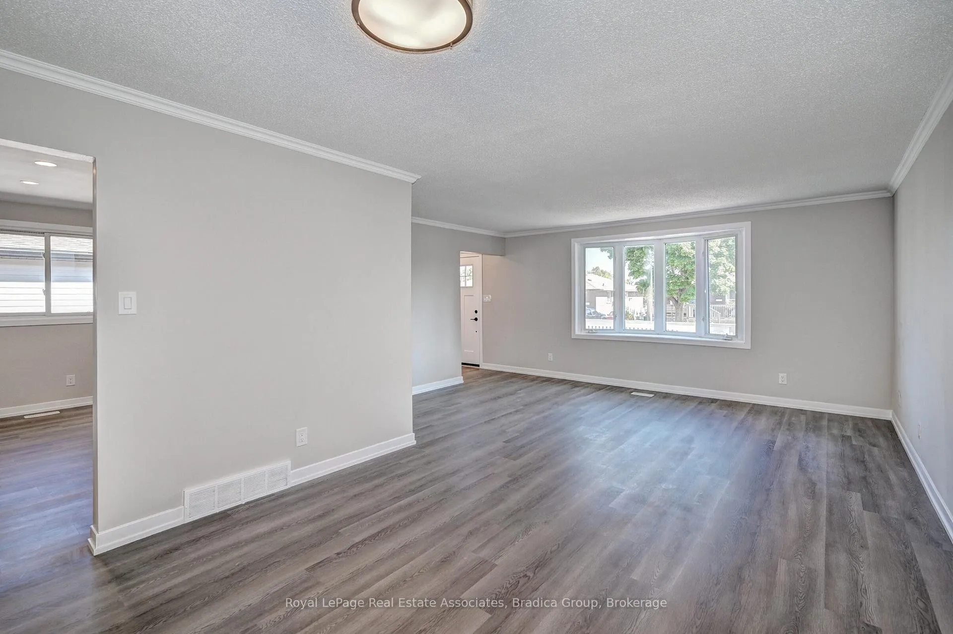 Photo 12 of 78 Barwood Crescent, Kitchener — HOMEH