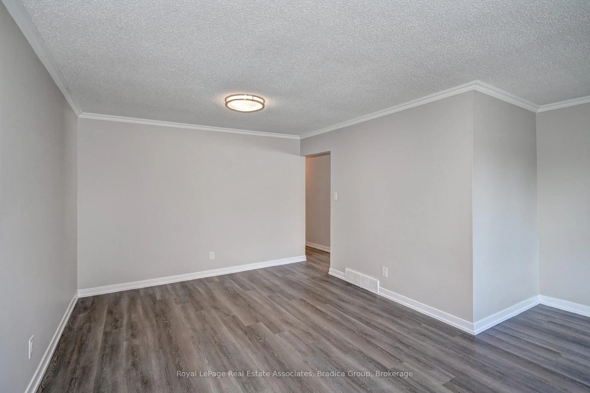 Photo 14 of 78 Barwood Crescent, Kitchener — HOMEH