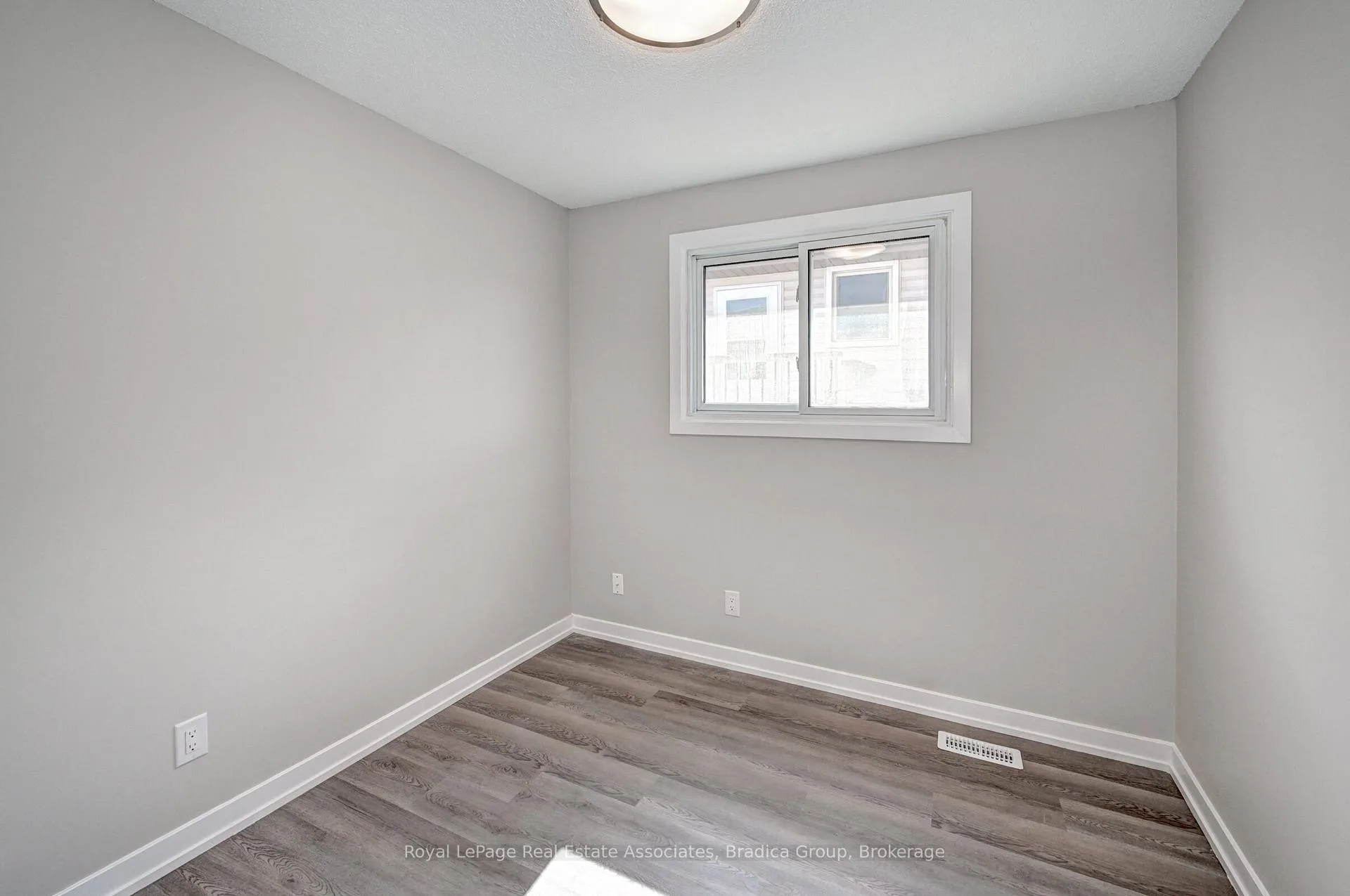 Photo 20 of 78 Barwood Crescent, Kitchener — HOMEH