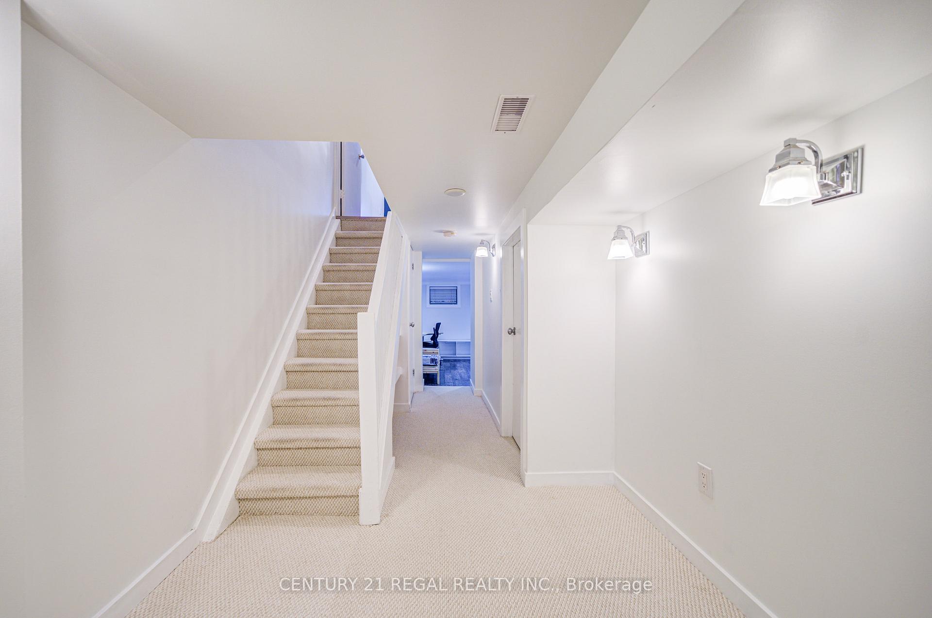 Photo 15 of 102 Frater Avenue, Toronto, East York — HOMEH